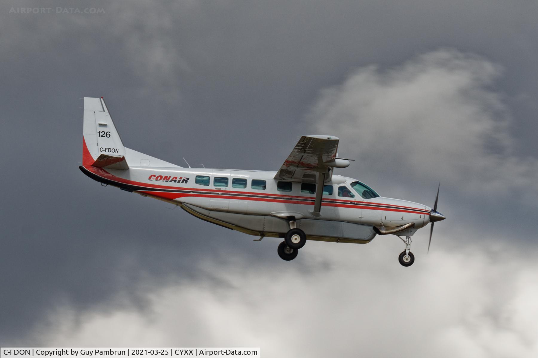 C-FDON, 2008 Cessna 208B Grand Caravan C/N 208B2015, Landing on 07