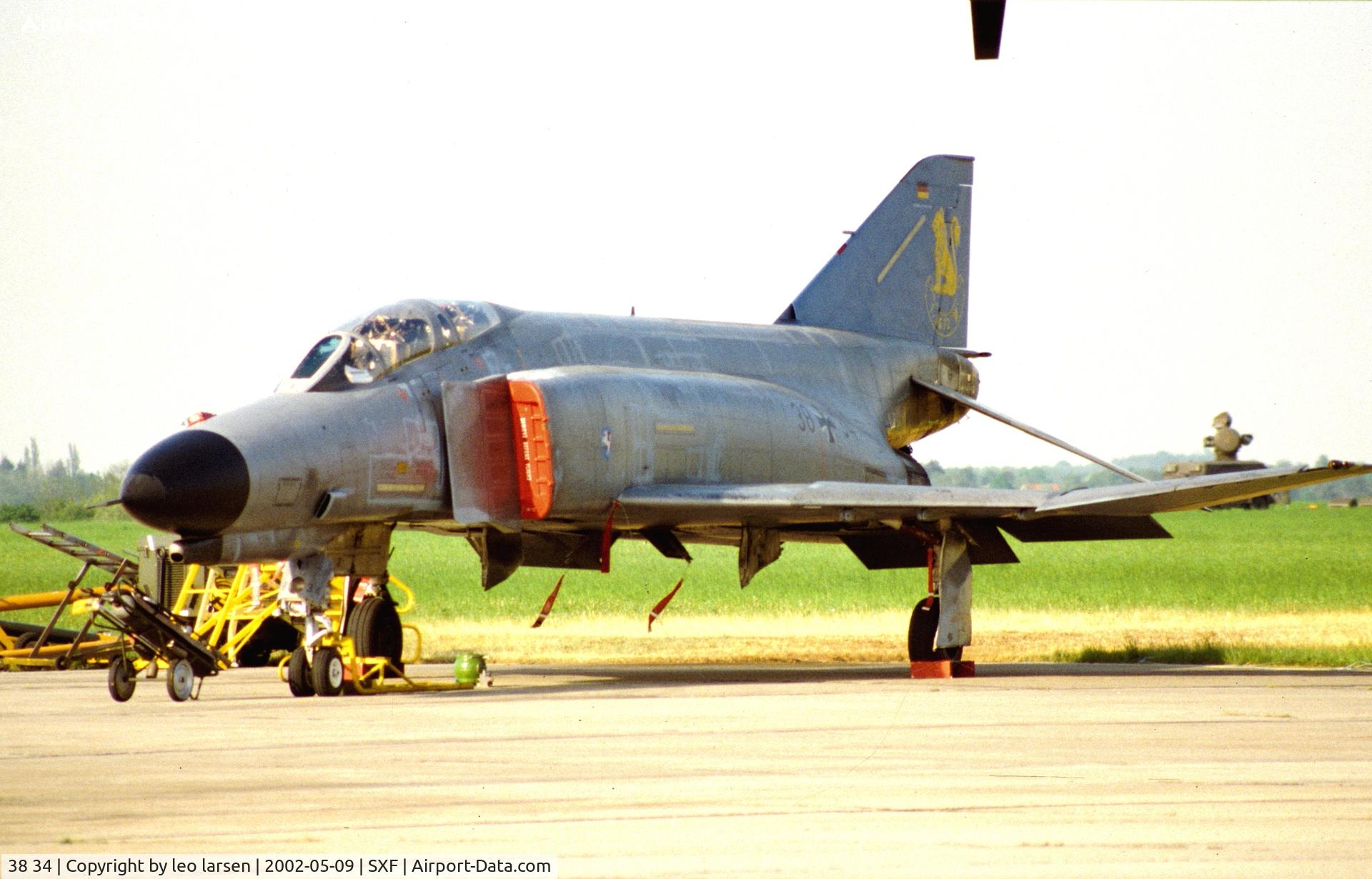38 34, 1972 McDonnell Douglas F-4F Phantom II C/N 4705, Berlin ILA 9.5.2002