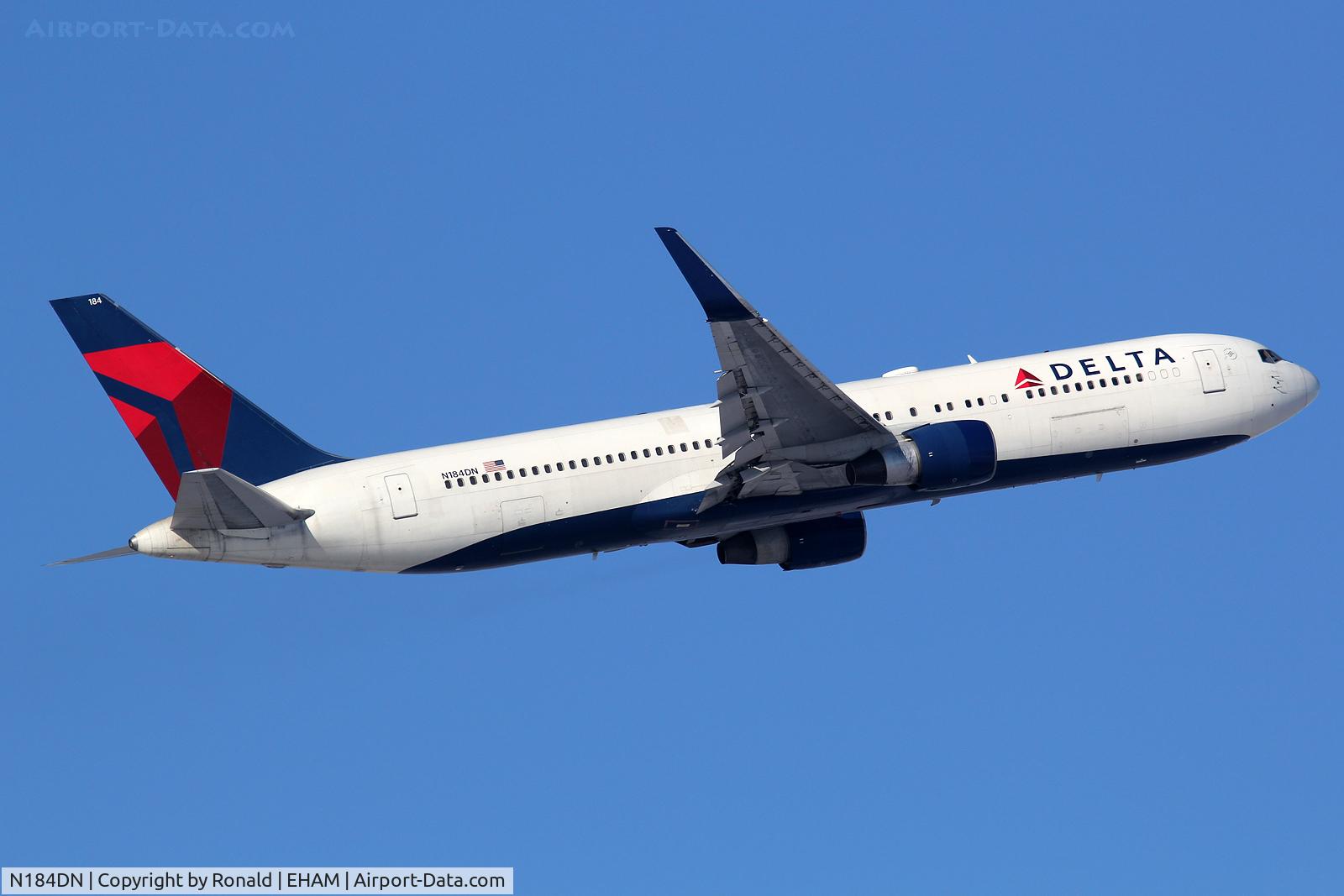 N184DN, 1993 Boeing 767-332 C/N 27111, at spl