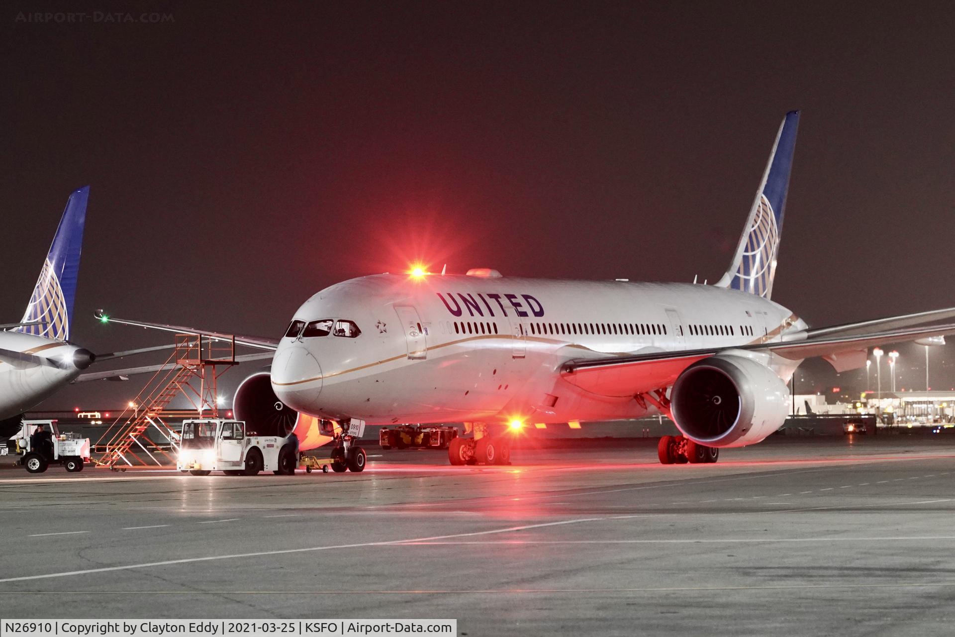 N26910, 2014 Boeing 787-8 Dreamliner C/N 34826, SFO 2021.