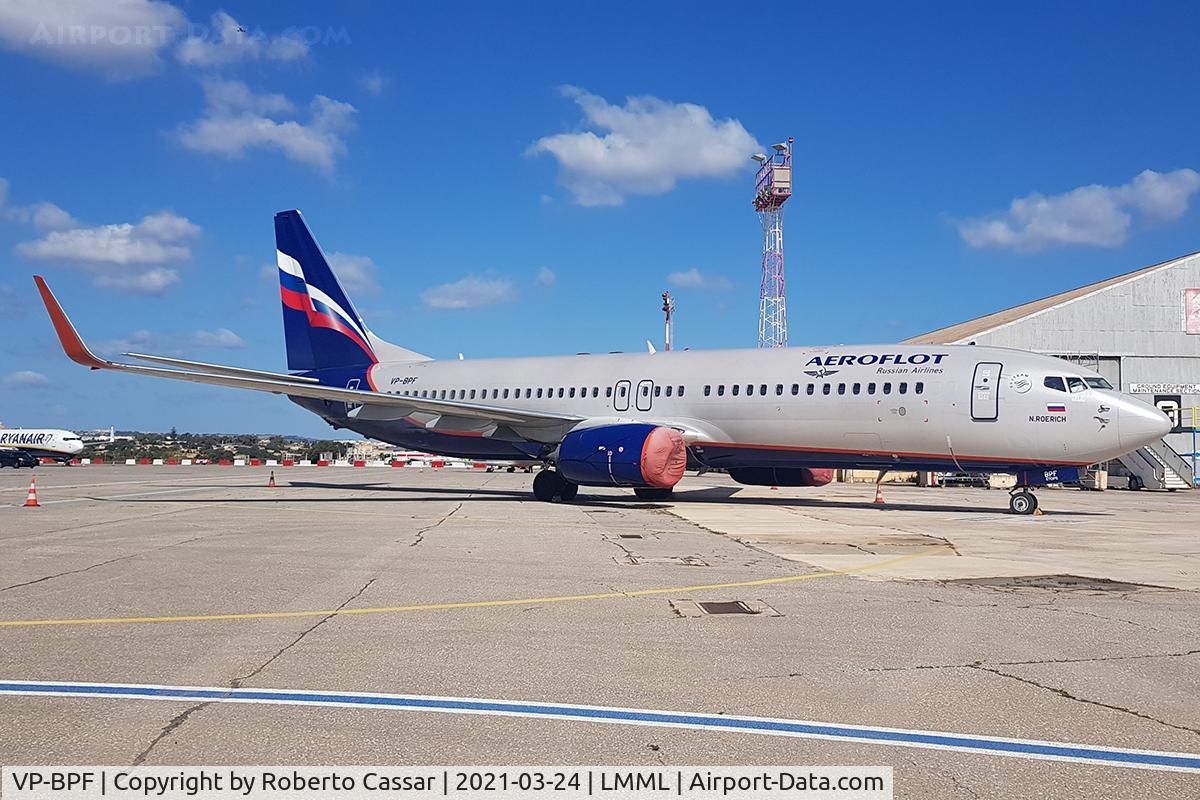 VP-BPF, 1992 Boeing 737-5H6 C/N 26446, Park 2