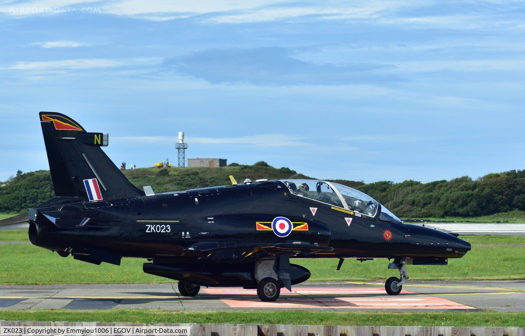 ZK023, 2009 British Aerospace Hawk T2 C/N RT014/1252, sitting on top of the van roof