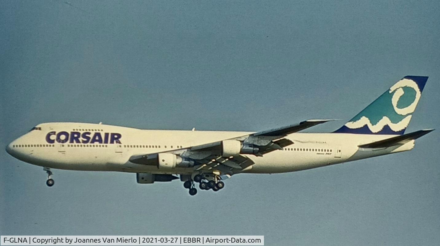 F-GLNA, 1971 Boeing 747-206B C/N 20399, scan from slide