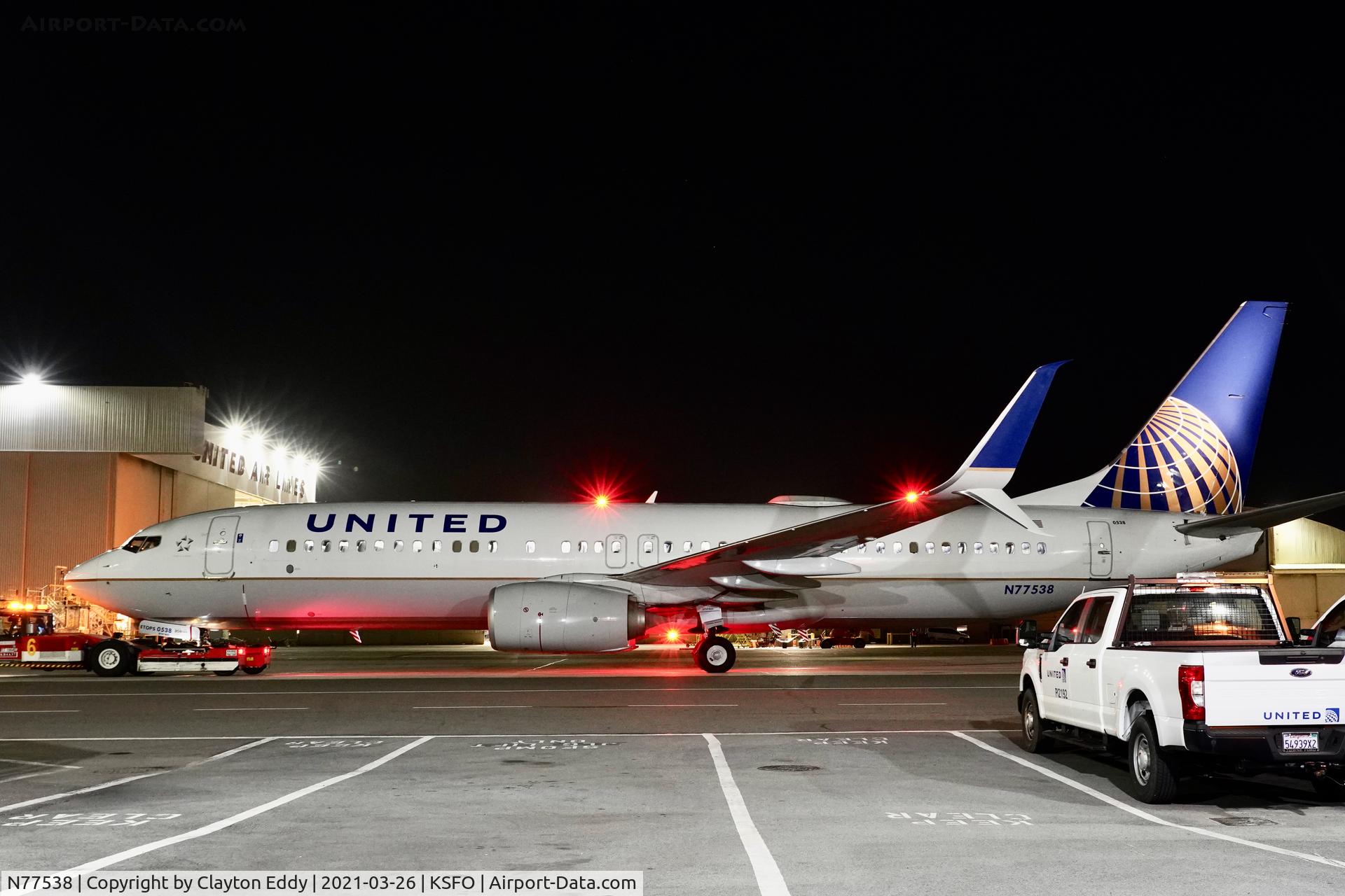 N77538, 2016 Boeing 737-824 C/N 63694, SFO 2021.