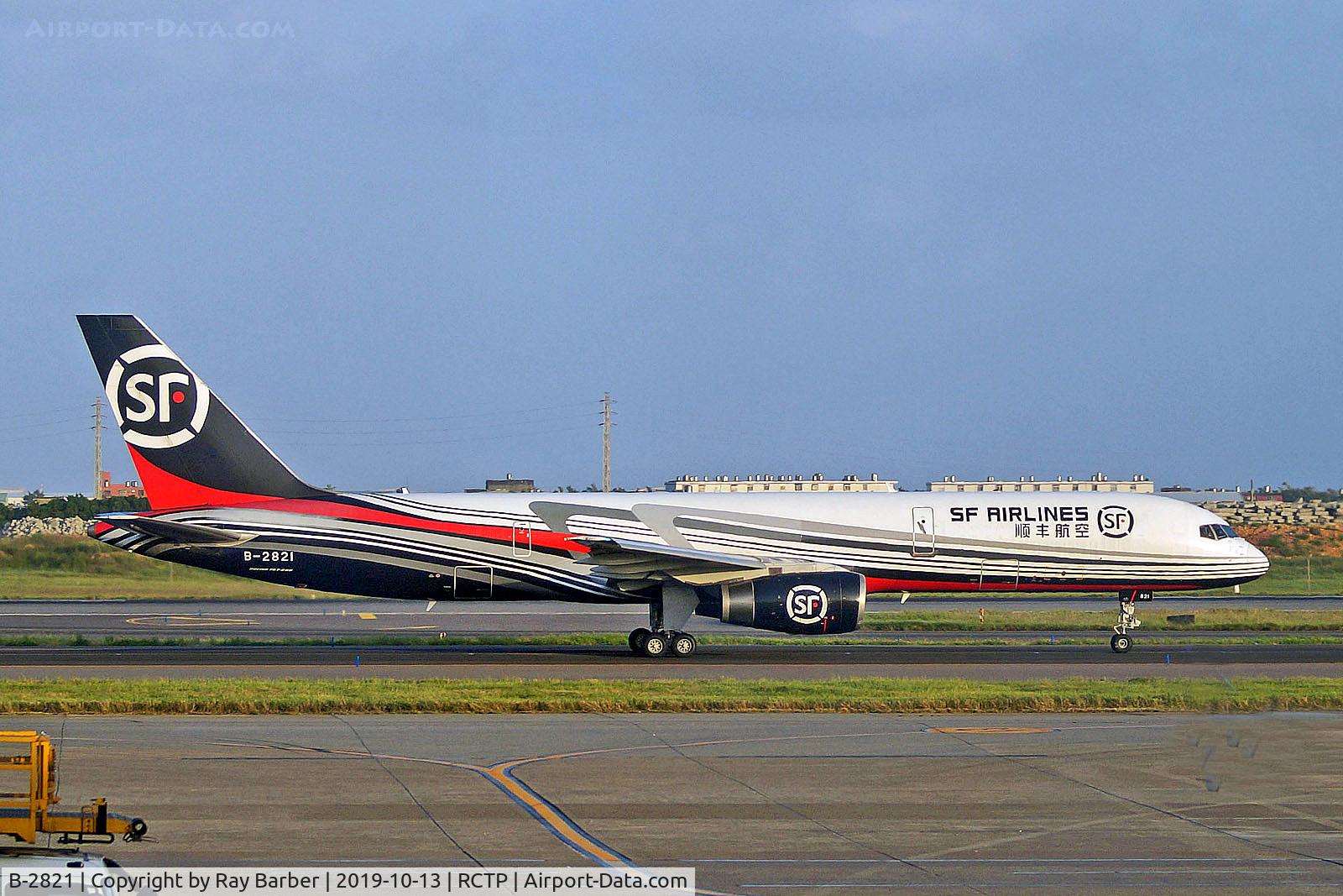 B-2821, Boeing 757-2Z0 C/N 25886, B-2821   Boeing 757-2Z0PCF [25886] (SF Airlines) Taipei-Taoyuan Int'l~B 13/10/2019