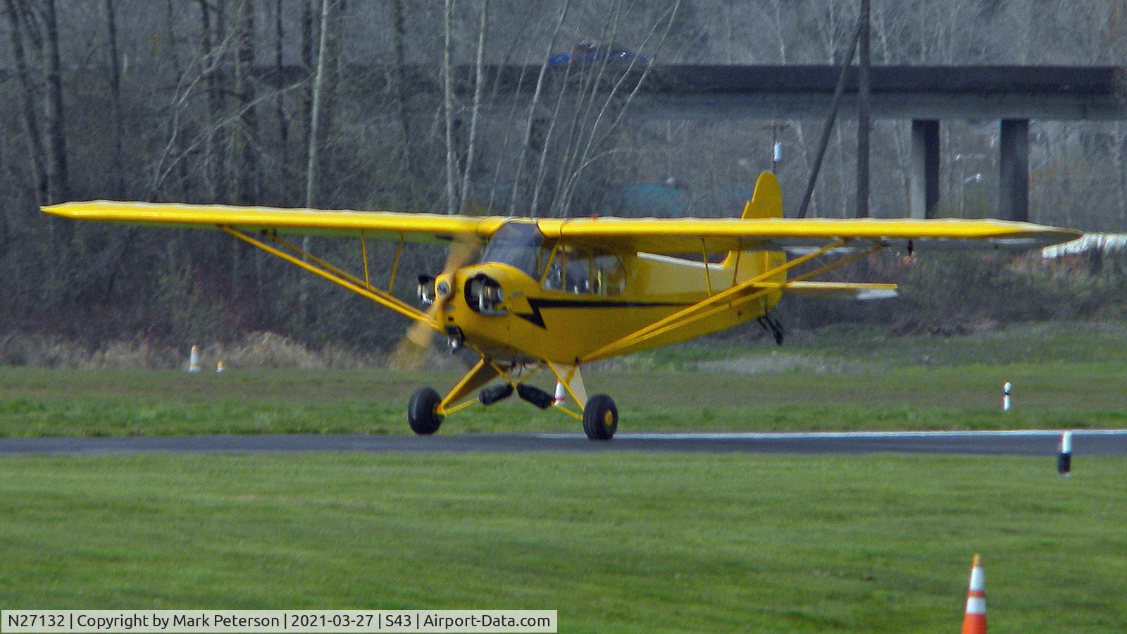 N27132, 1940 Piper J3F-65 C/N 4380, Take off at Harvey Field on a Saturday