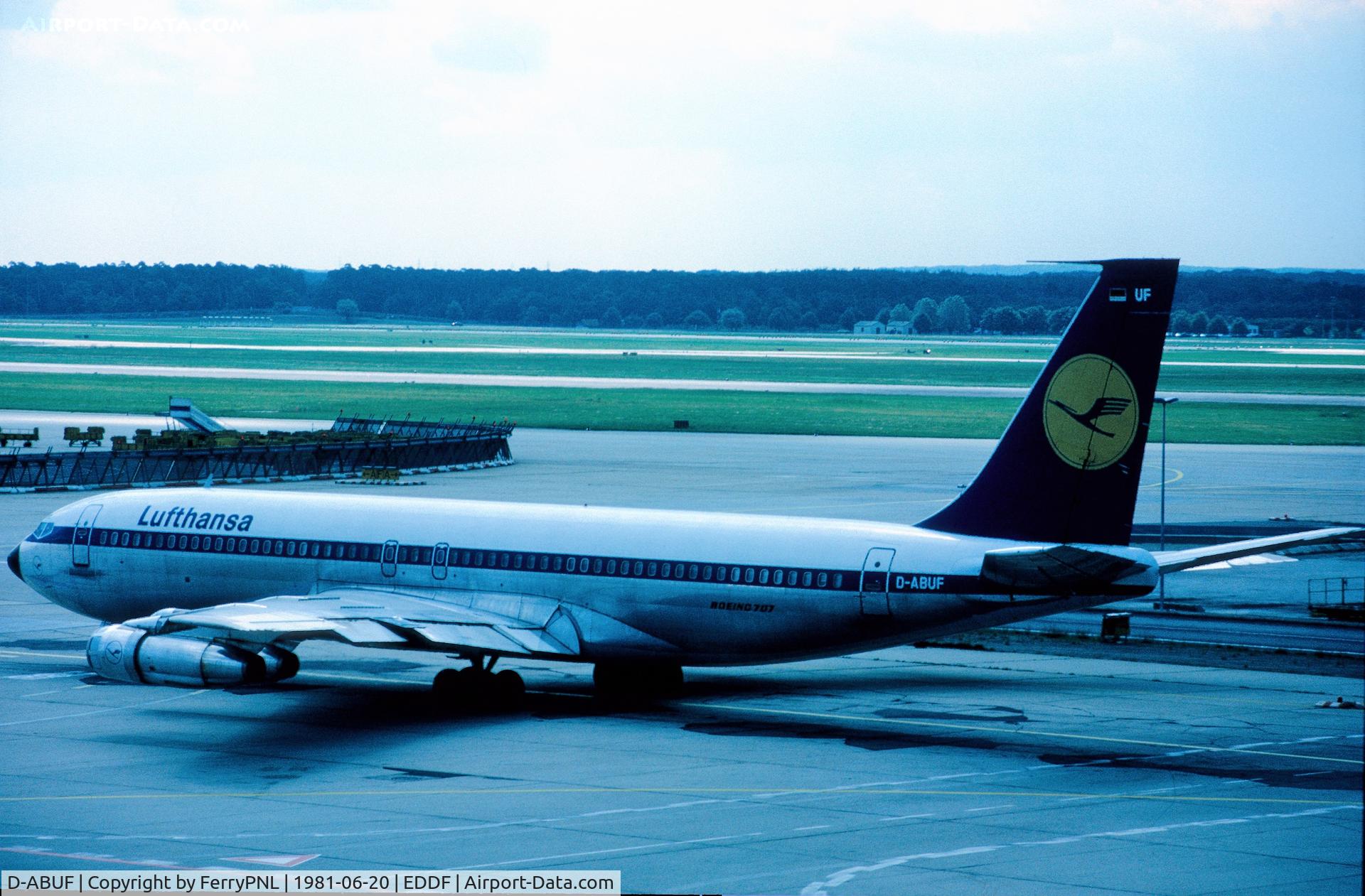 D-ABUF, 1965 Boeing 707-330B C/N 18928, Lufthansa B707 taxying past
