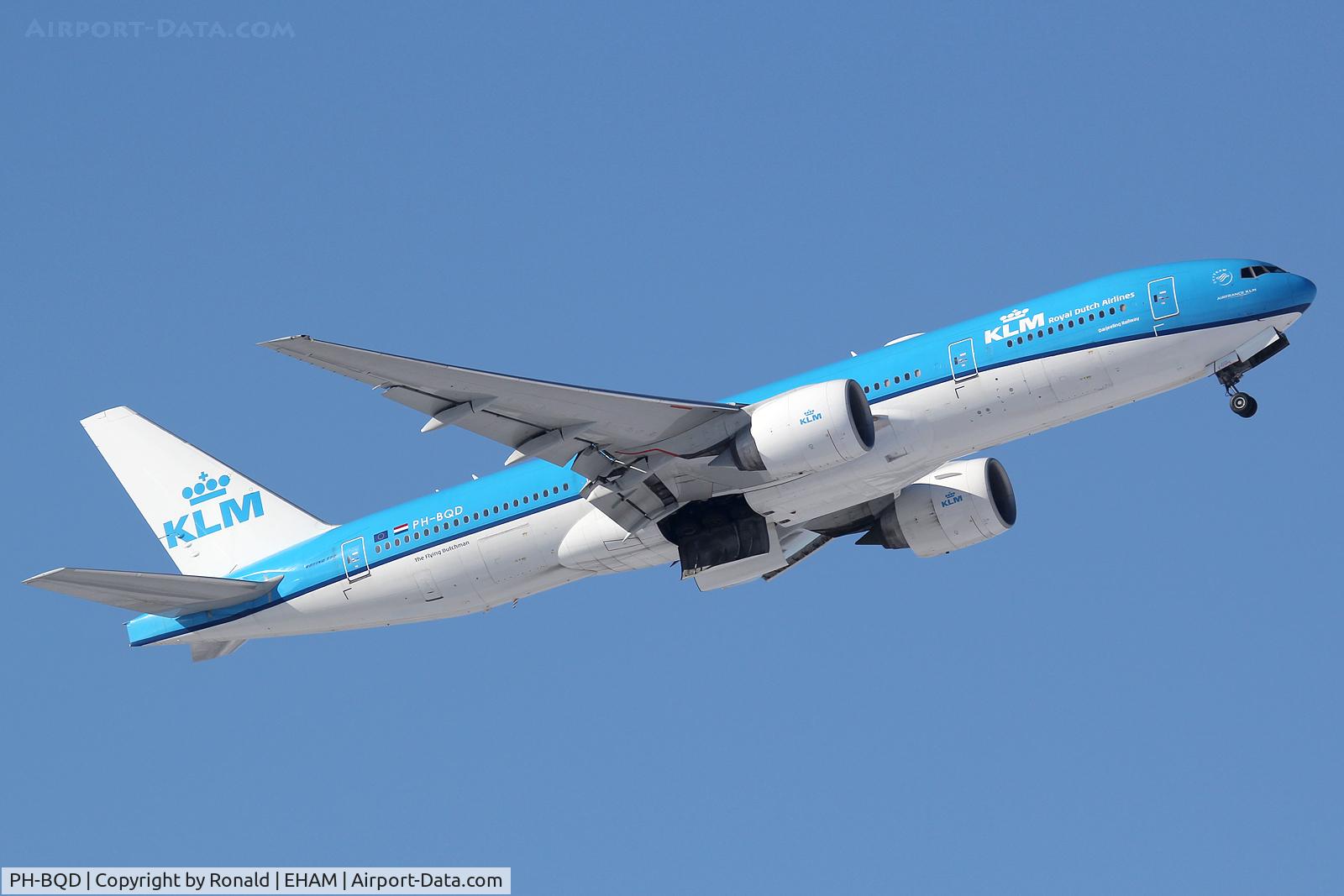 PH-BQD, 2003 Boeing 777-206/ER C/N 33713, at spl