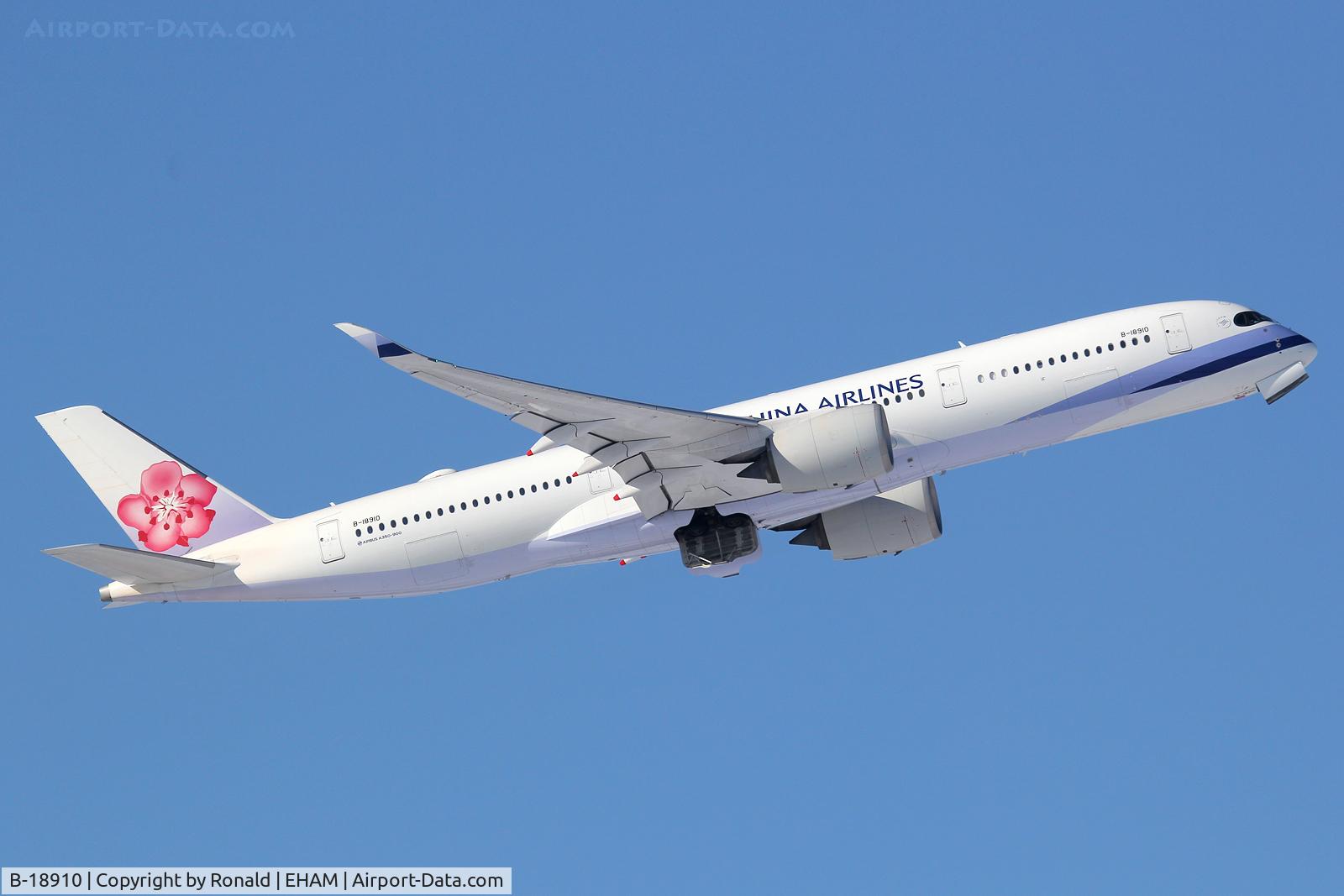 B-18910, 2017 Airbus A350-941 C/N 151, at spl