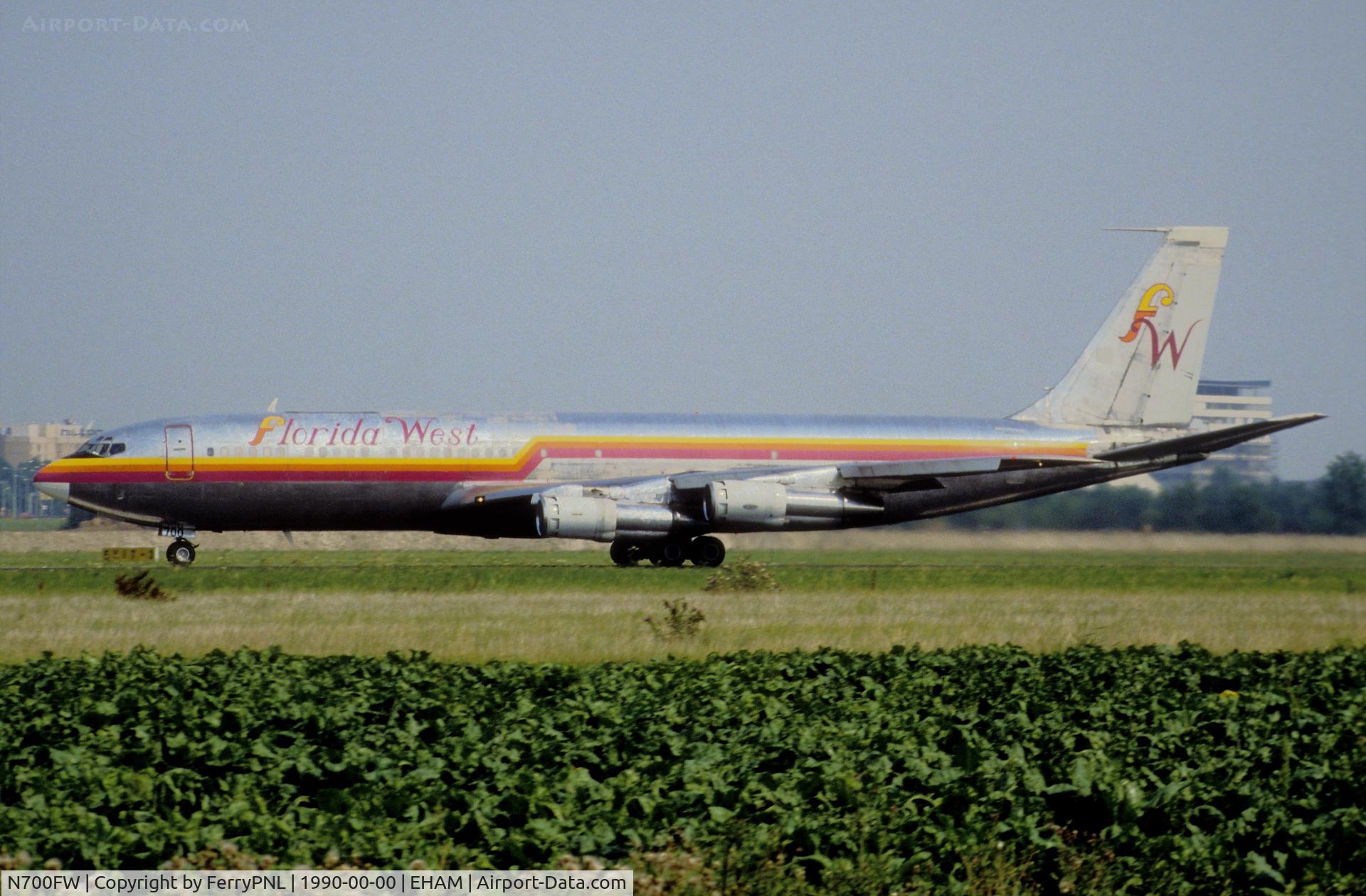 N700FW, 1964 Boeing 707-331C C/N 18711, Forida West B707 departing