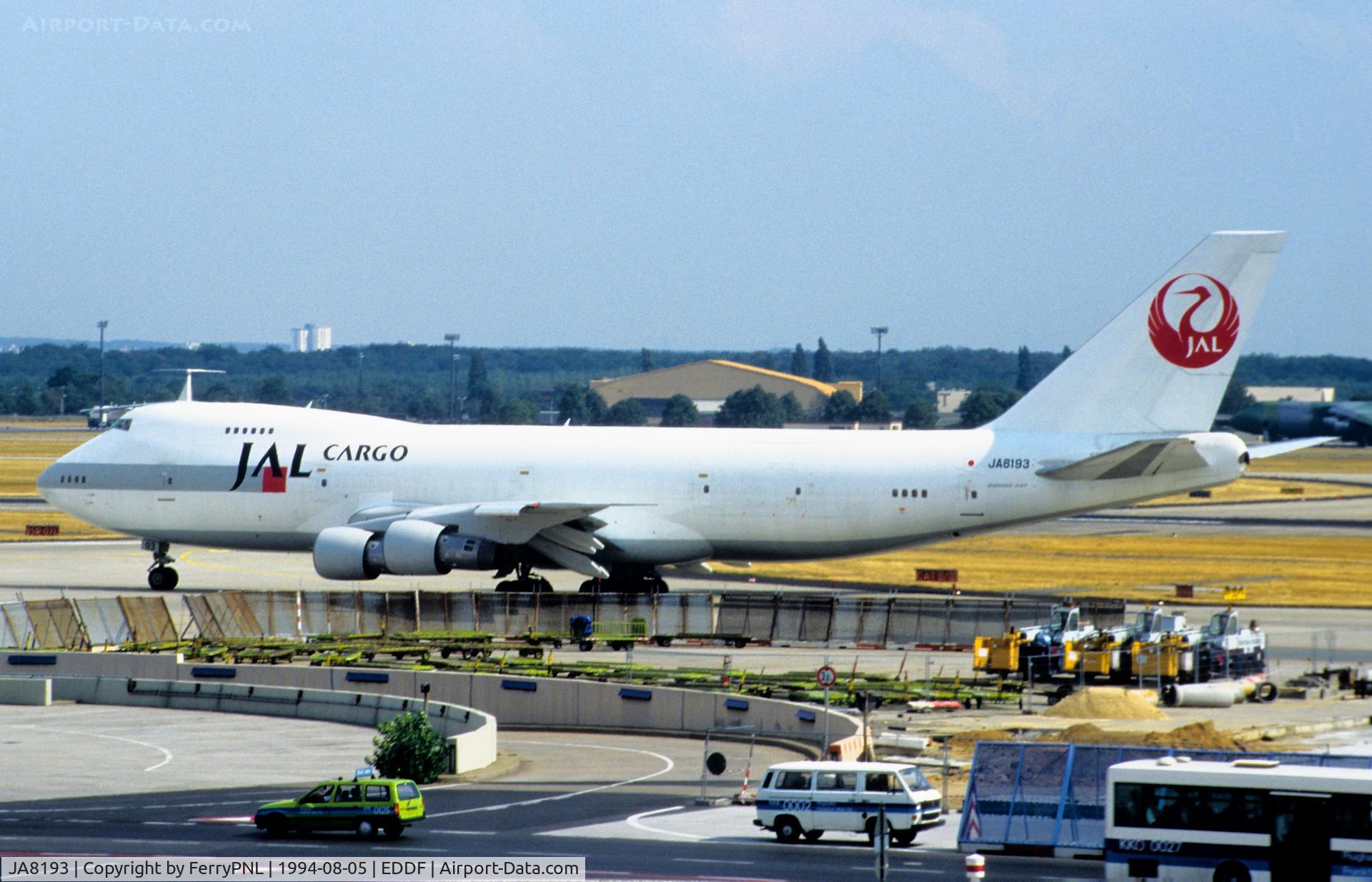 JA8193, 1980 Boeing 747-212B/SF C/N 21940, JAL B742F departing FRA