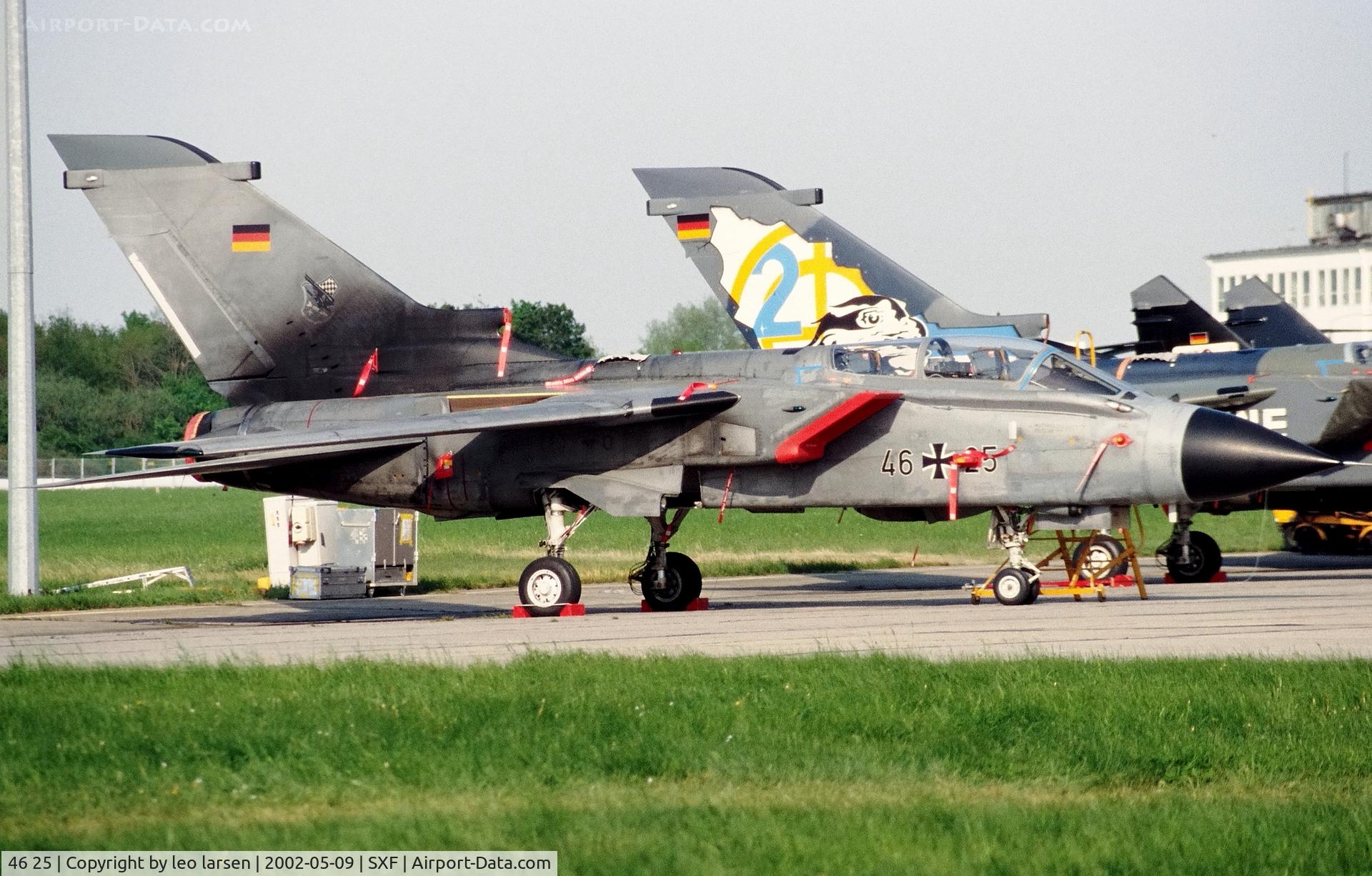 46 25, Panavia Tornado ECR C/N 821/GS258/4325, Berlin ILA 9.5.2002