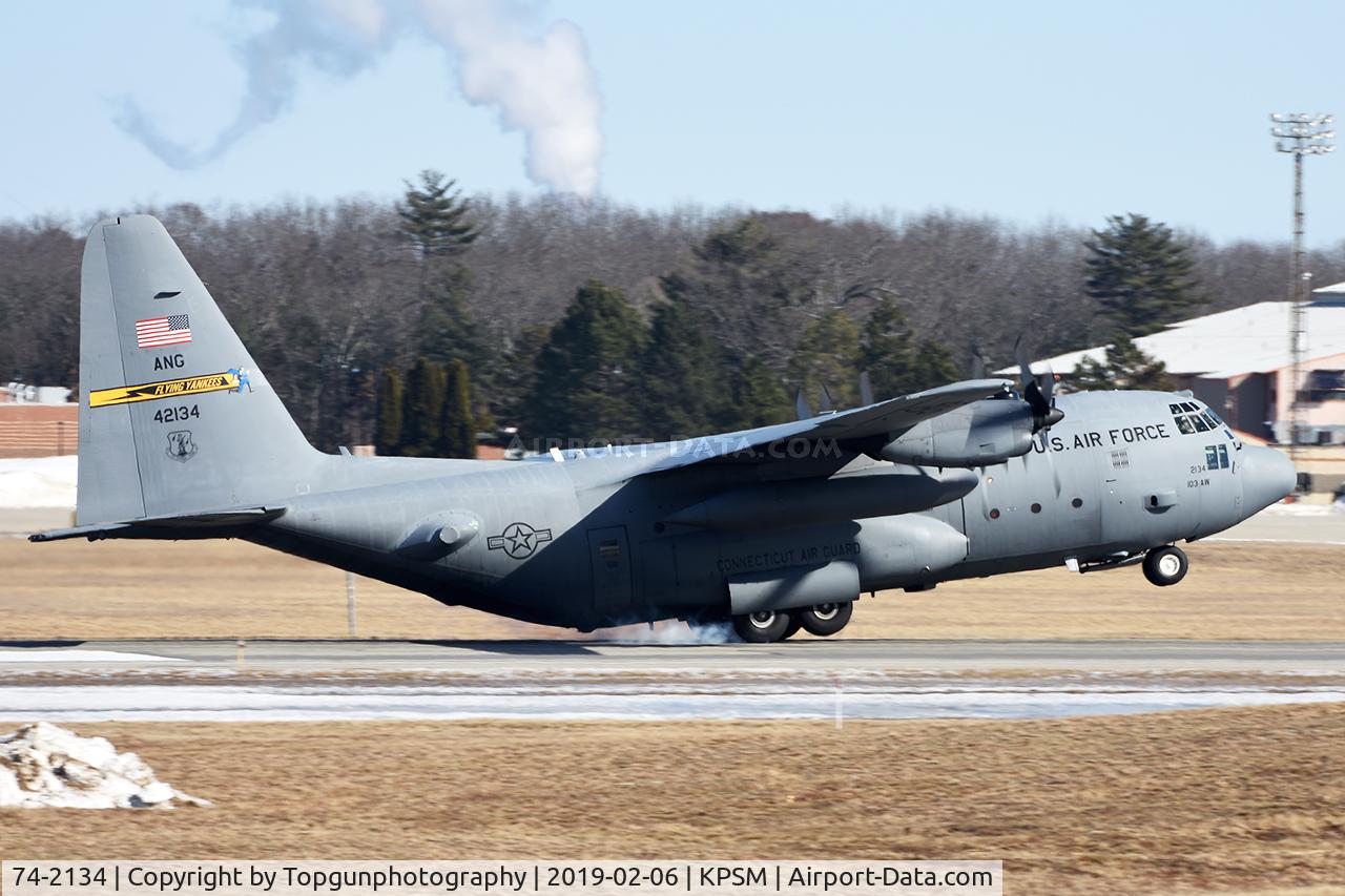 74-2134, 1974 Lockheed C-130H Hercules C/N 382-4735, YANKKE21 back to work the pattern at Pease.