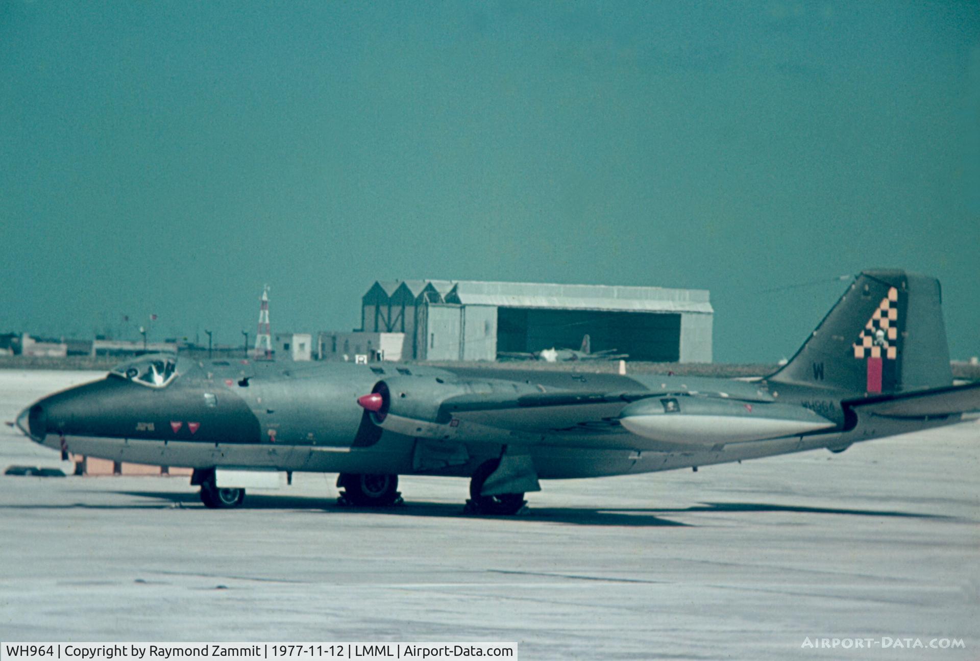WH964, English Electric Canberra B.2 C/N SH1689, EE Canberra B2 WH964/W of 100 Sqdn Royal Air Force parked on Park 4 at RAF Luqa Malta