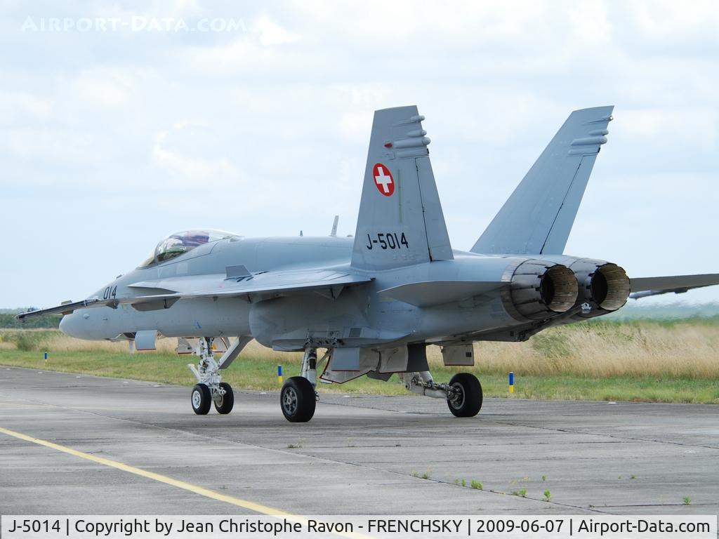 J-5014, McDonnell Douglas F/A-18C Hornet C/N 1359, Switzerland - Air Force, Cazaux Air Base