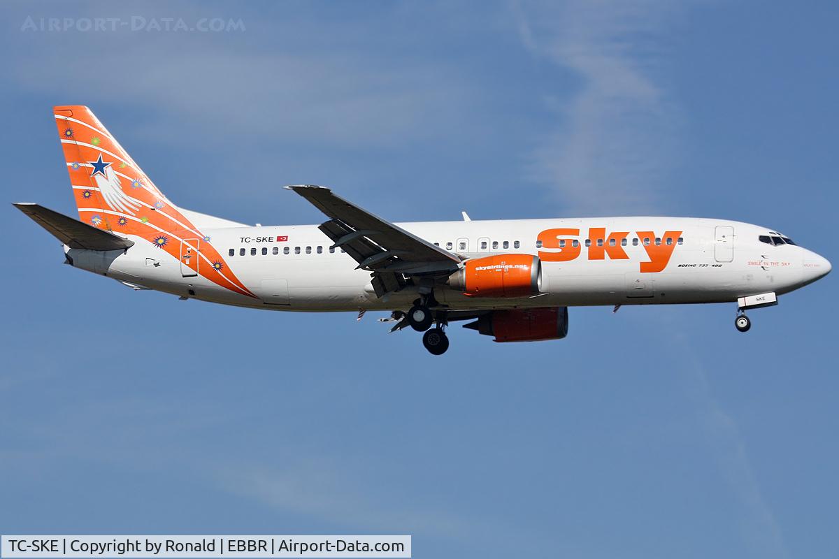 TC-SKE, 1992 Boeing 737-4Q8 C/N 25163, at bru