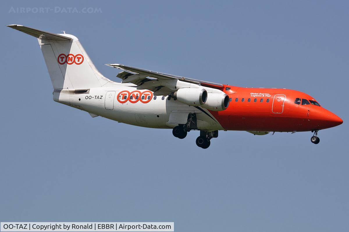 OO-TAZ, 1991 British Aerospace BAe.146-200QC Quick Change C/N E2188, at bru