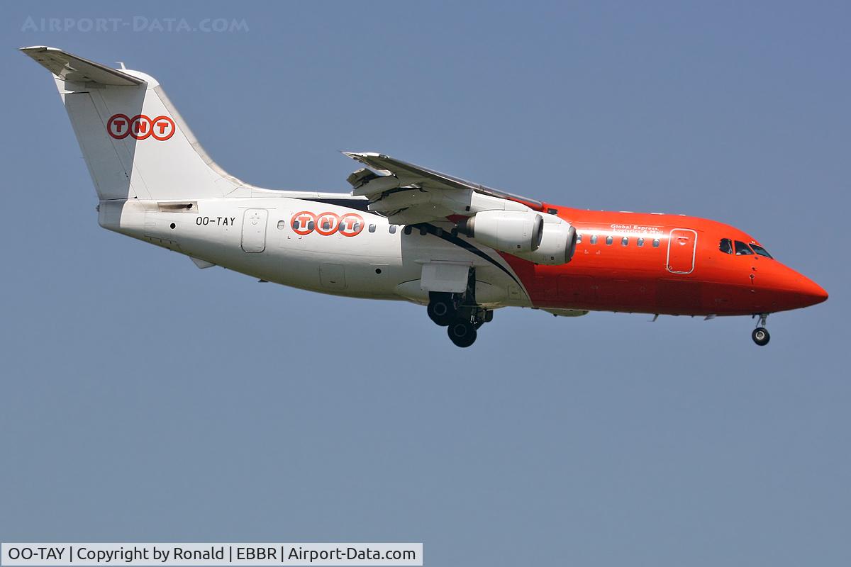 OO-TAY, 1993 British Aerospace BAe.146-200QC C.3 Quick Change C/N E2211, at bru