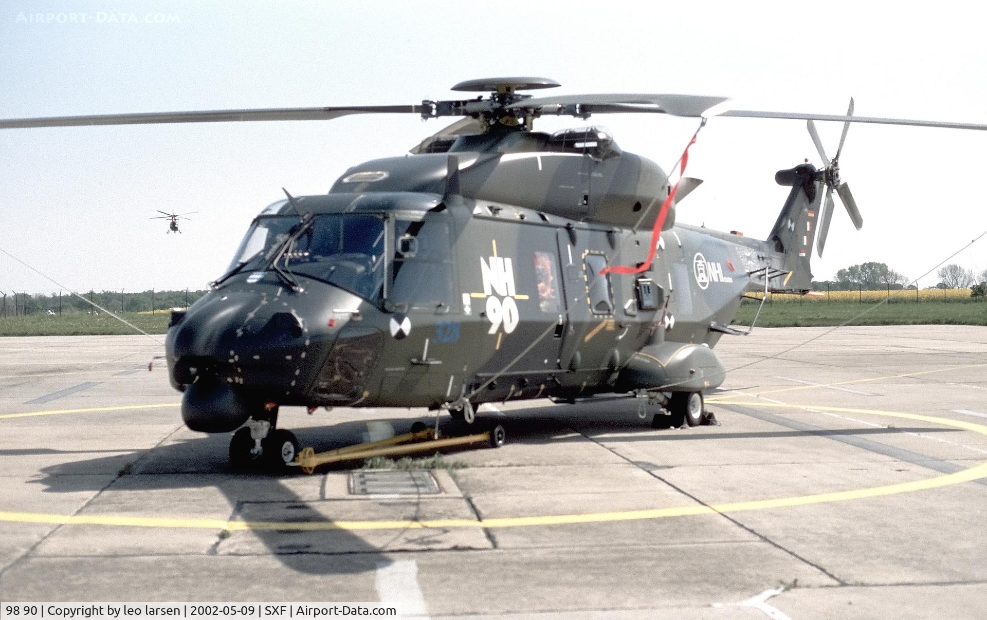 98 90, 1999 NHI NH 90 TTH C/N PT 4, Berlin ILA 9.5.2002