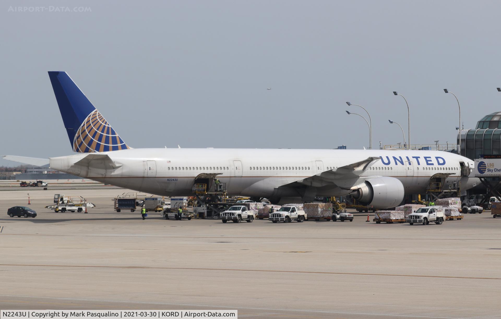 N2243U, 2017 Boeing 777-300/ER C/N 63723, Boeing 777-322/ER