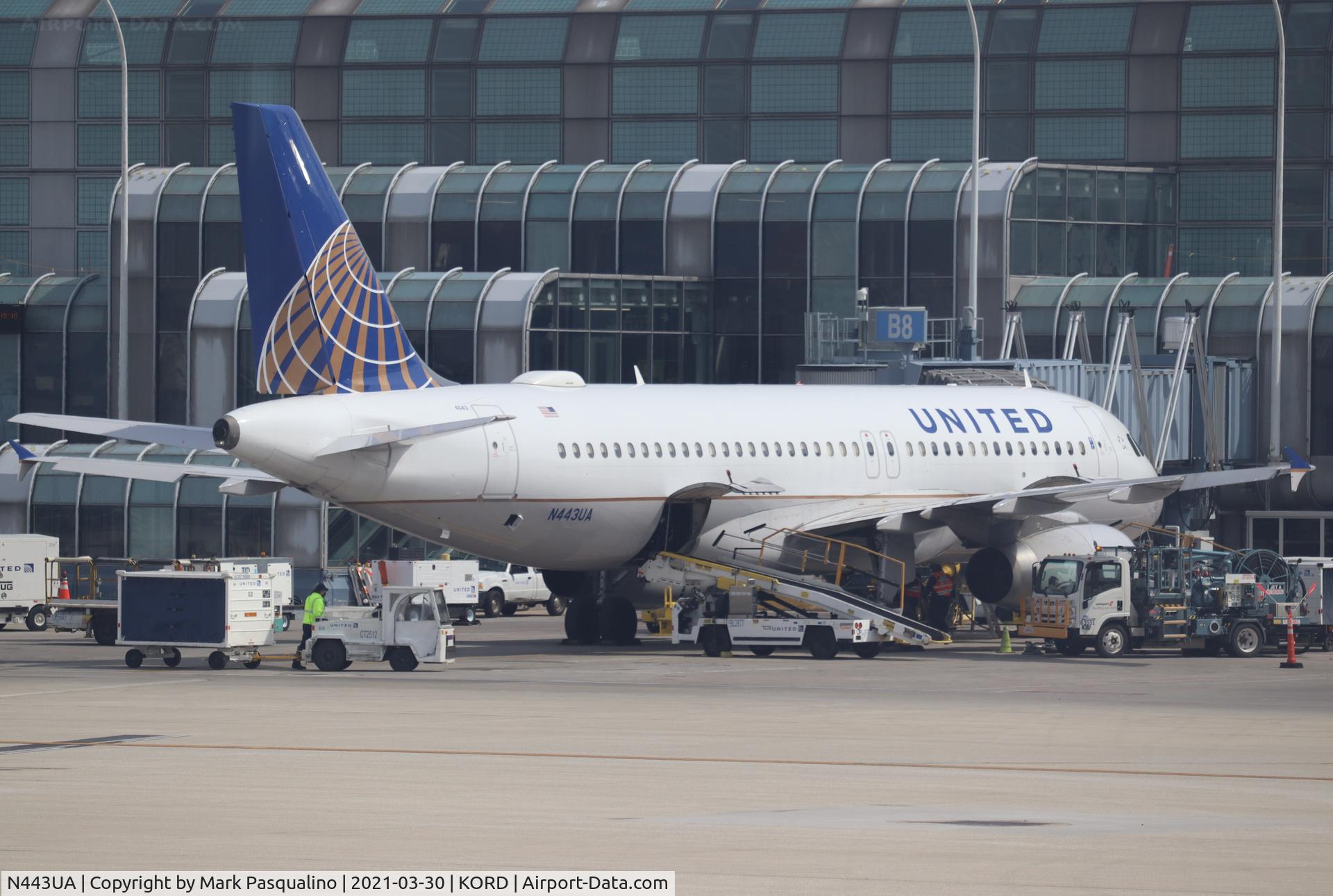 N443UA, 1998 Airbus A320-232 C/N 820, Airbus A320-232