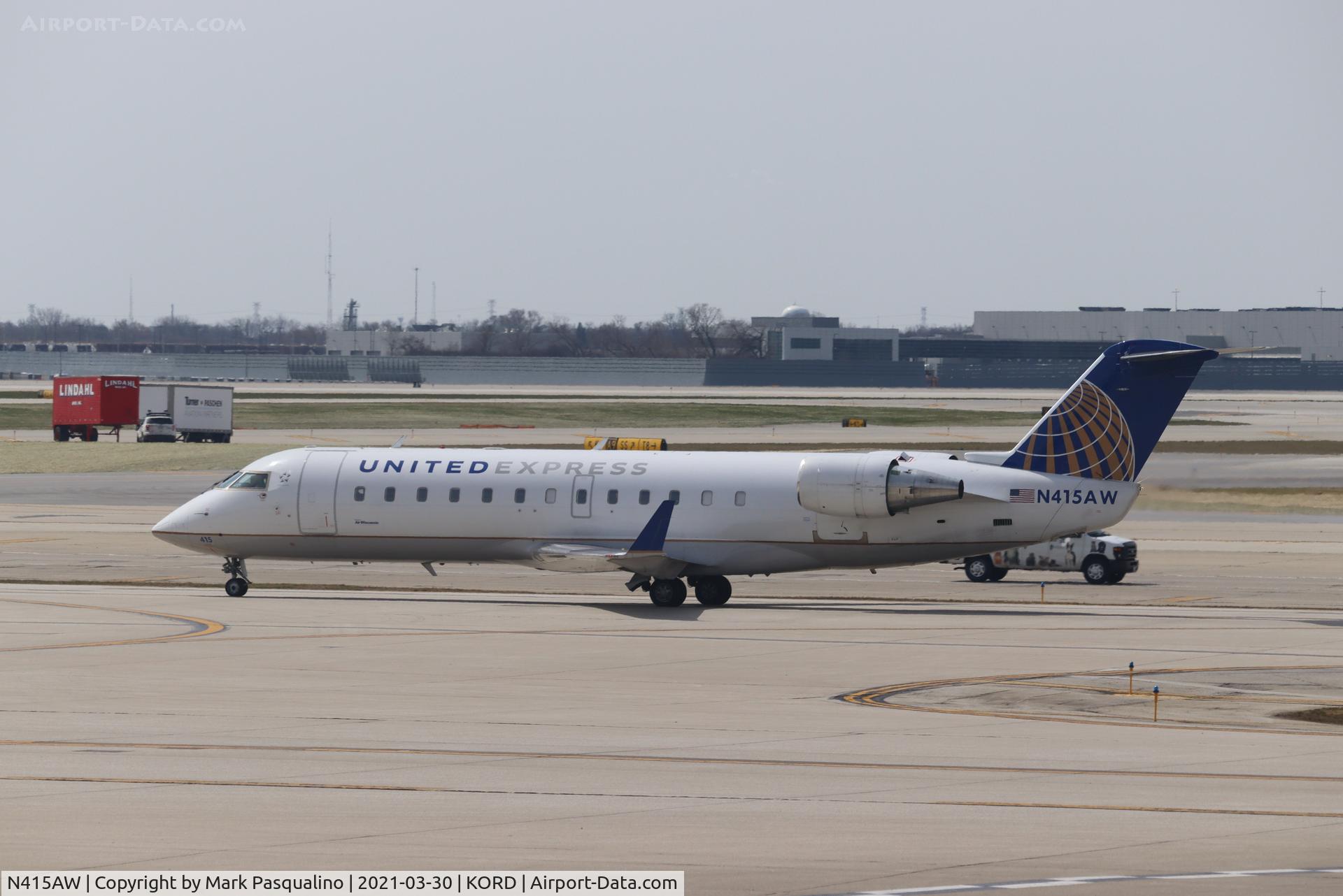 N415AW, 2001 Bombardier CRJ-200LR (CL-600-2B19) C/N 7593, CL-600-2B19