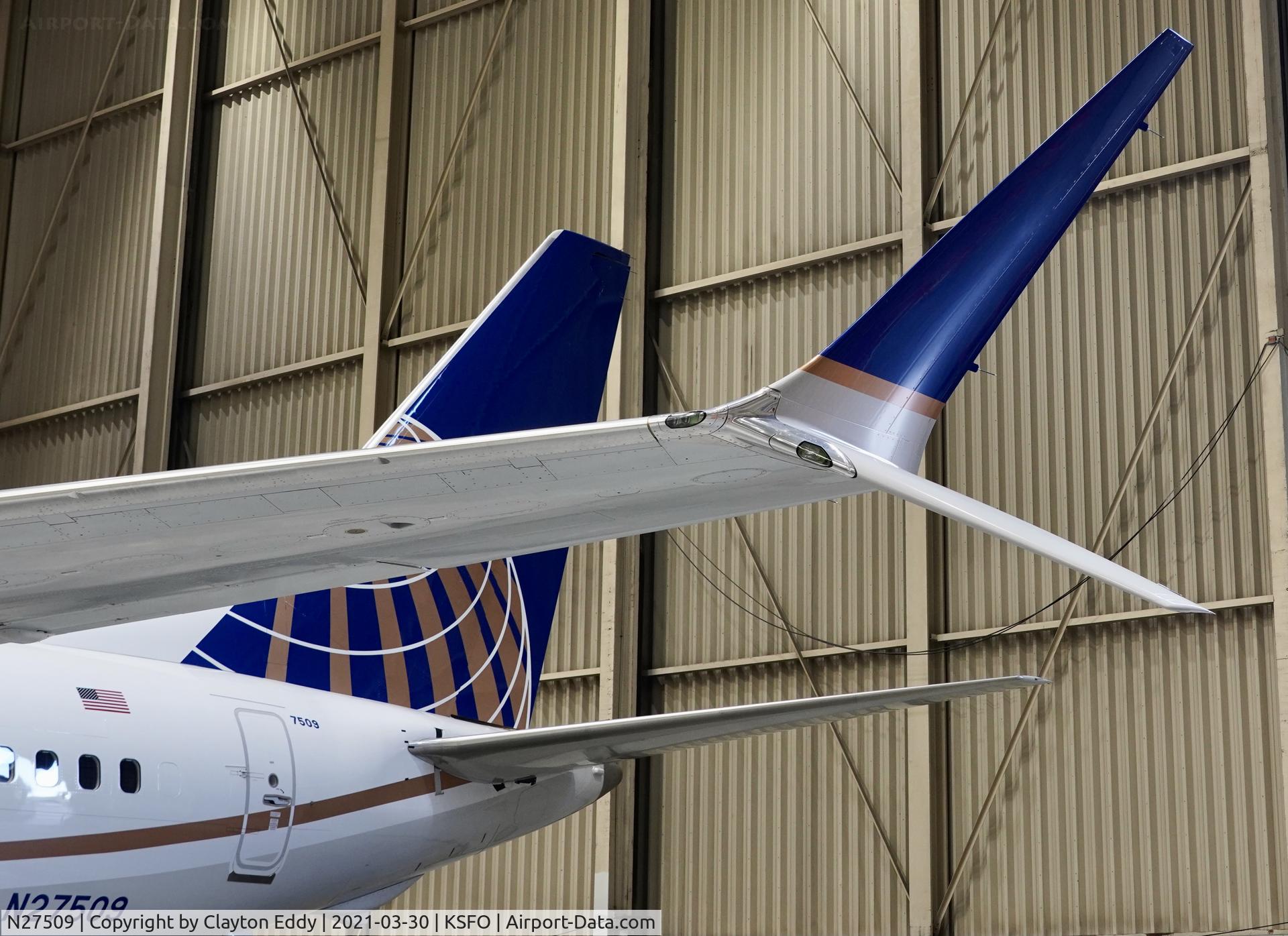 N27509, 2018 Boeing 737-9 MAX C/N 43443, To the MAX! SFO 2021.