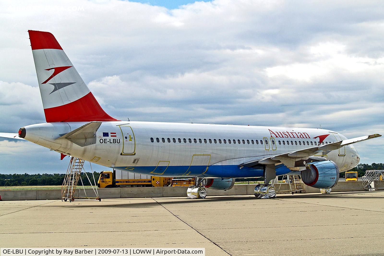 OE-LBU, 2001 Airbus A320-214 C/N 1478, OE-LBU   Airbus A320-214 [1478] (Austrian Airlines) Vienna-Schwechat~OE 13/07/2009. Shown here in store for a while.