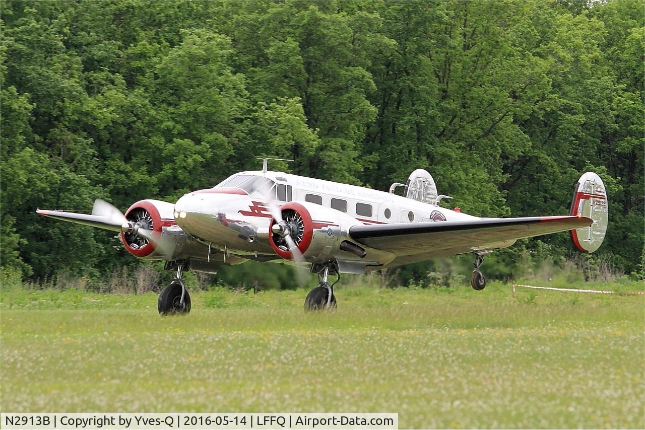 N2913B, 1953 Beech D18S C/N A-963, Beech D18S, Take off, La Ferté-Alais airfield (LFFQ) Air show 2016