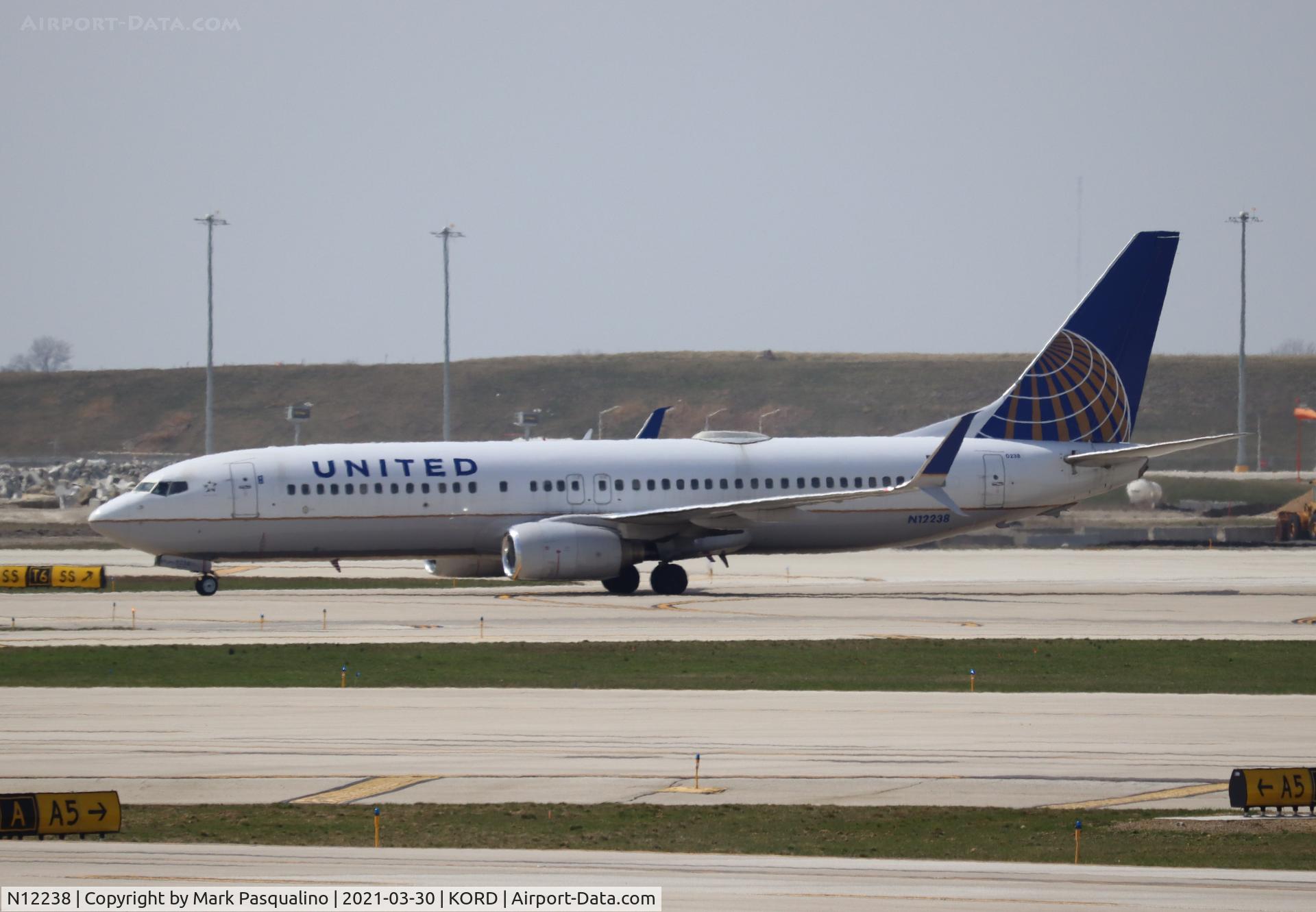 N12238, 1999 Boeing 737-824 C/N 28804, Boeing 737-824