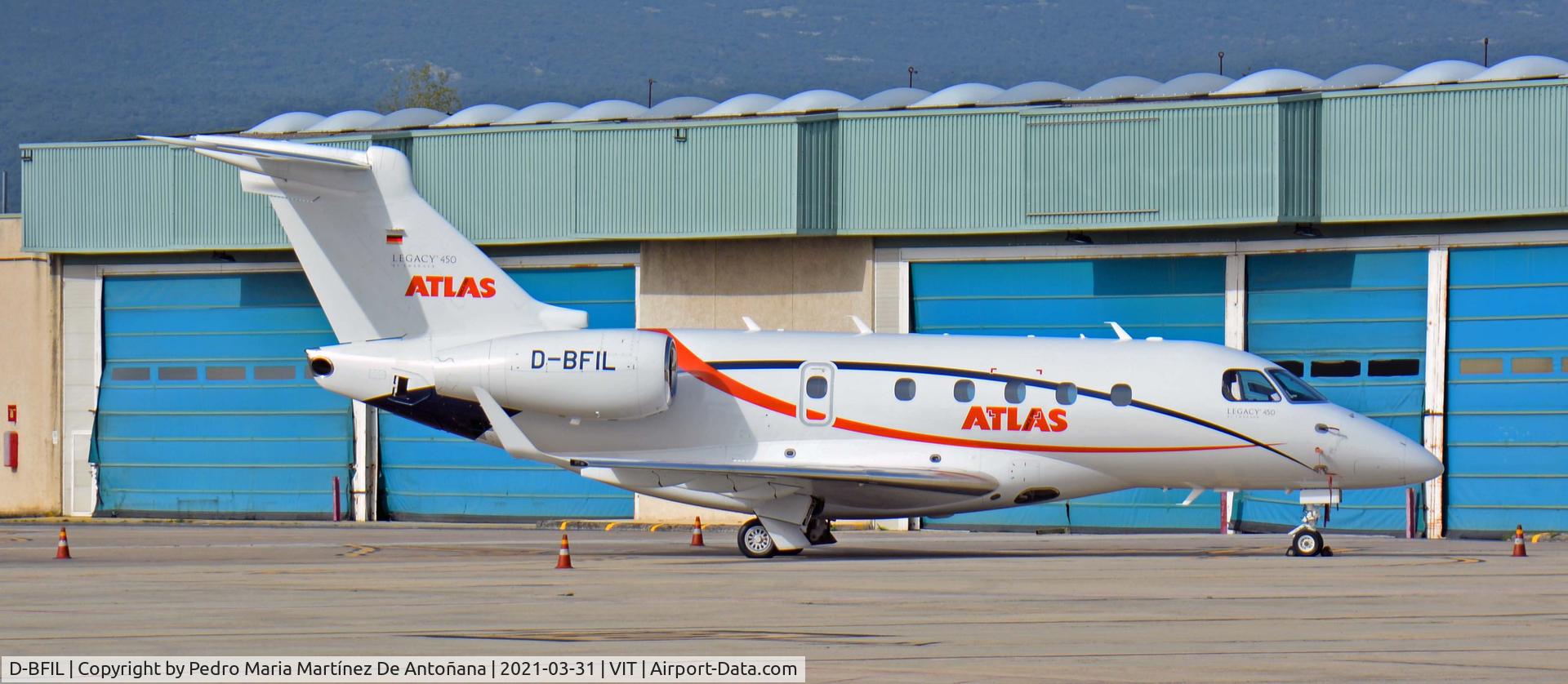 D-BFIL, 2016 Embraer EMB-545 Legacy 450 C/N 55010015, Aeropuerto de Foronda - Vitoria-Gasteiz - Euskadi - España