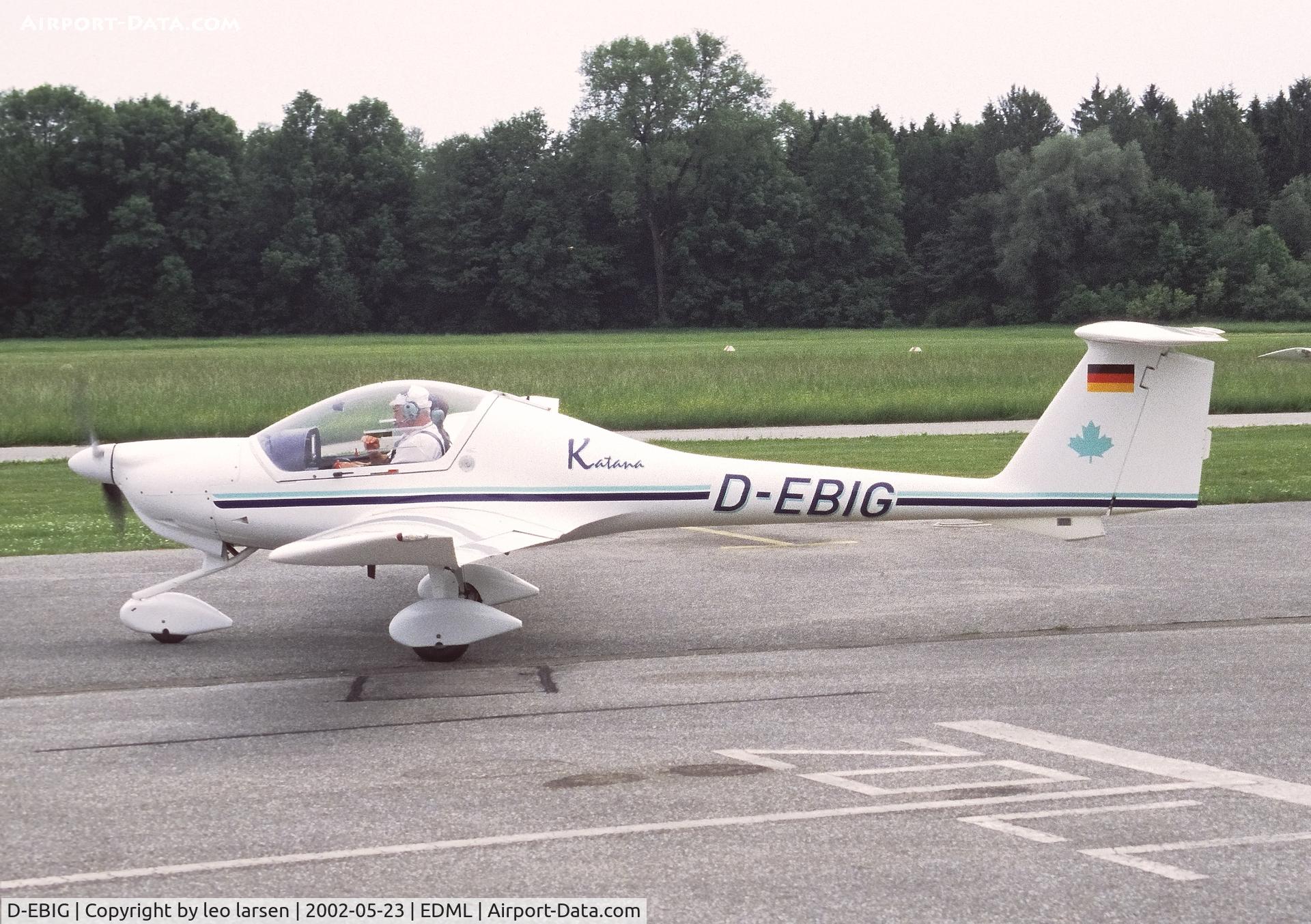 D-EBIG, Diamond DA-20A-1 Katana C/N 10033, Landshut EDML 23.5.2002