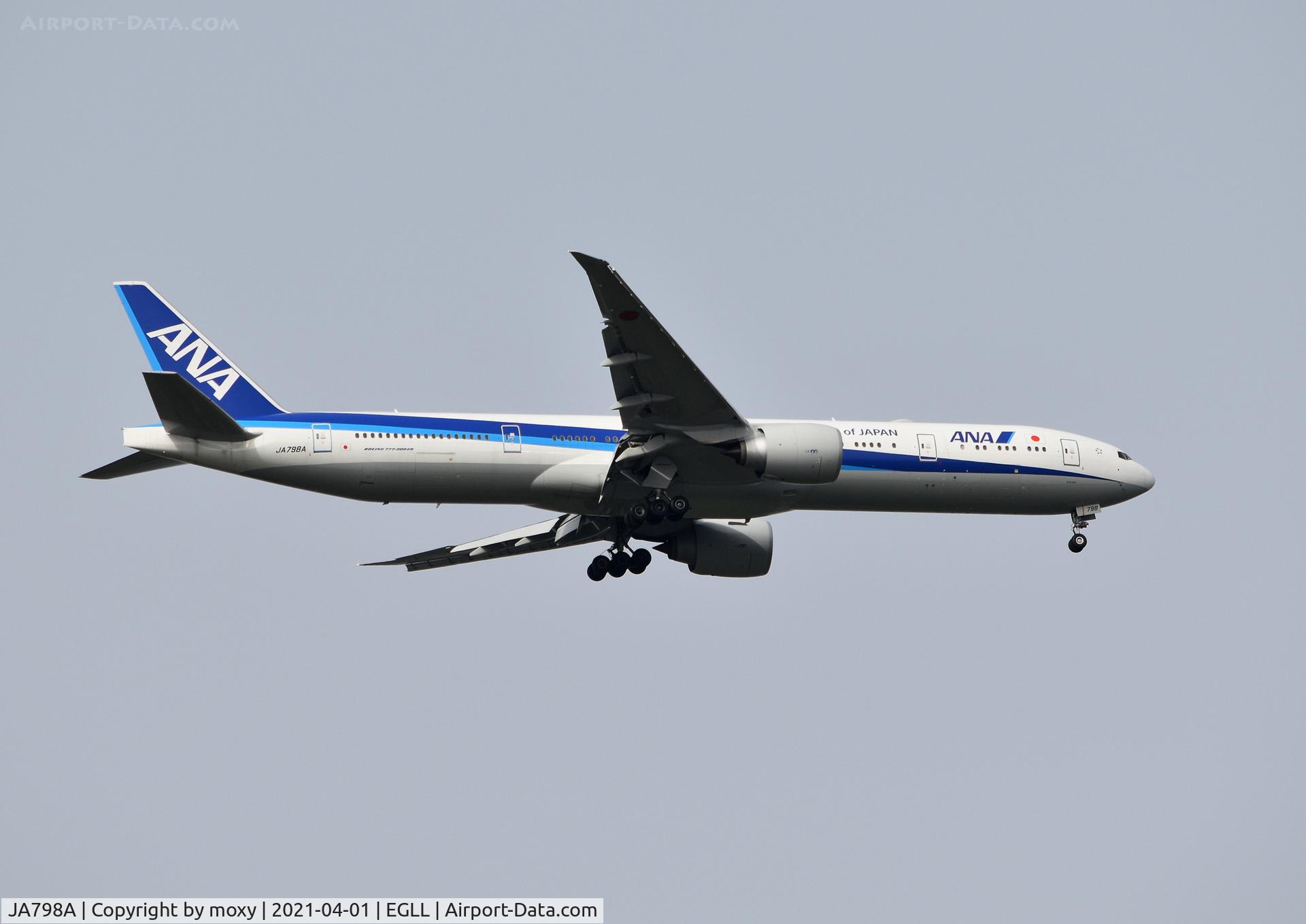 JA798A, 2019 Boeing 777-300 (ER) C/N 61517, Boeing 777-300 (ER) on finals to 9R London Heathrow.
