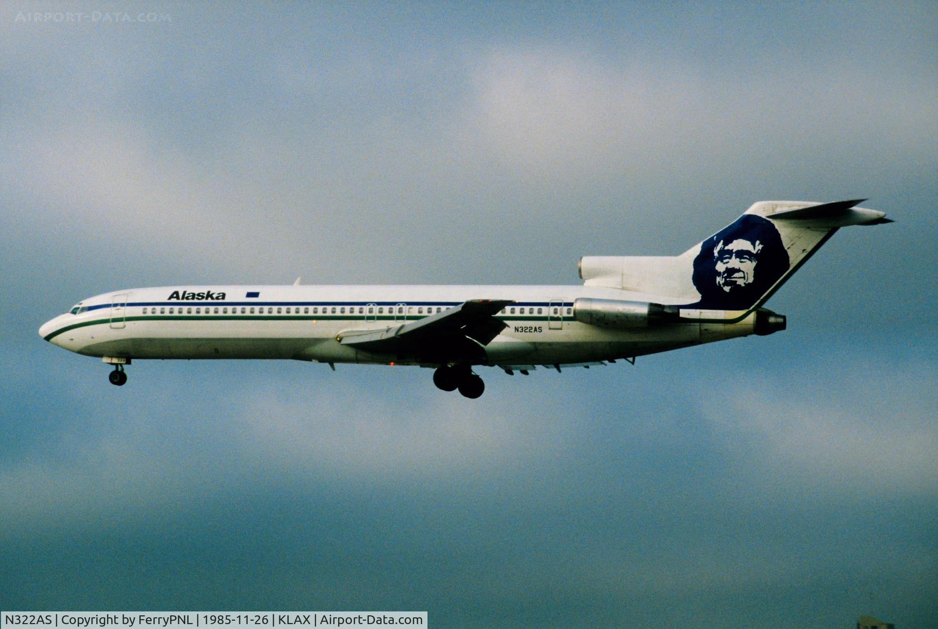 N322AS, 1977 Boeing 727-227 C/N 21364, Landing of Alaska B727