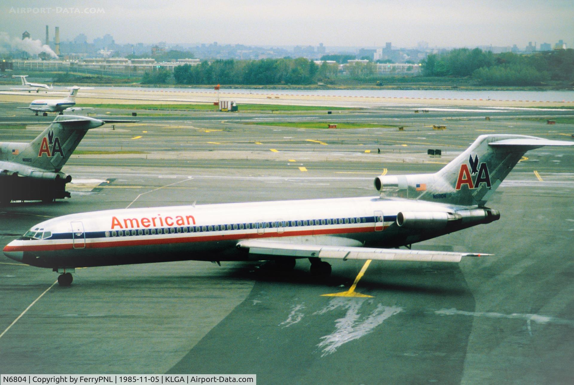 N6804, 1968 Boeing 727-223 C/N 19479, American B727