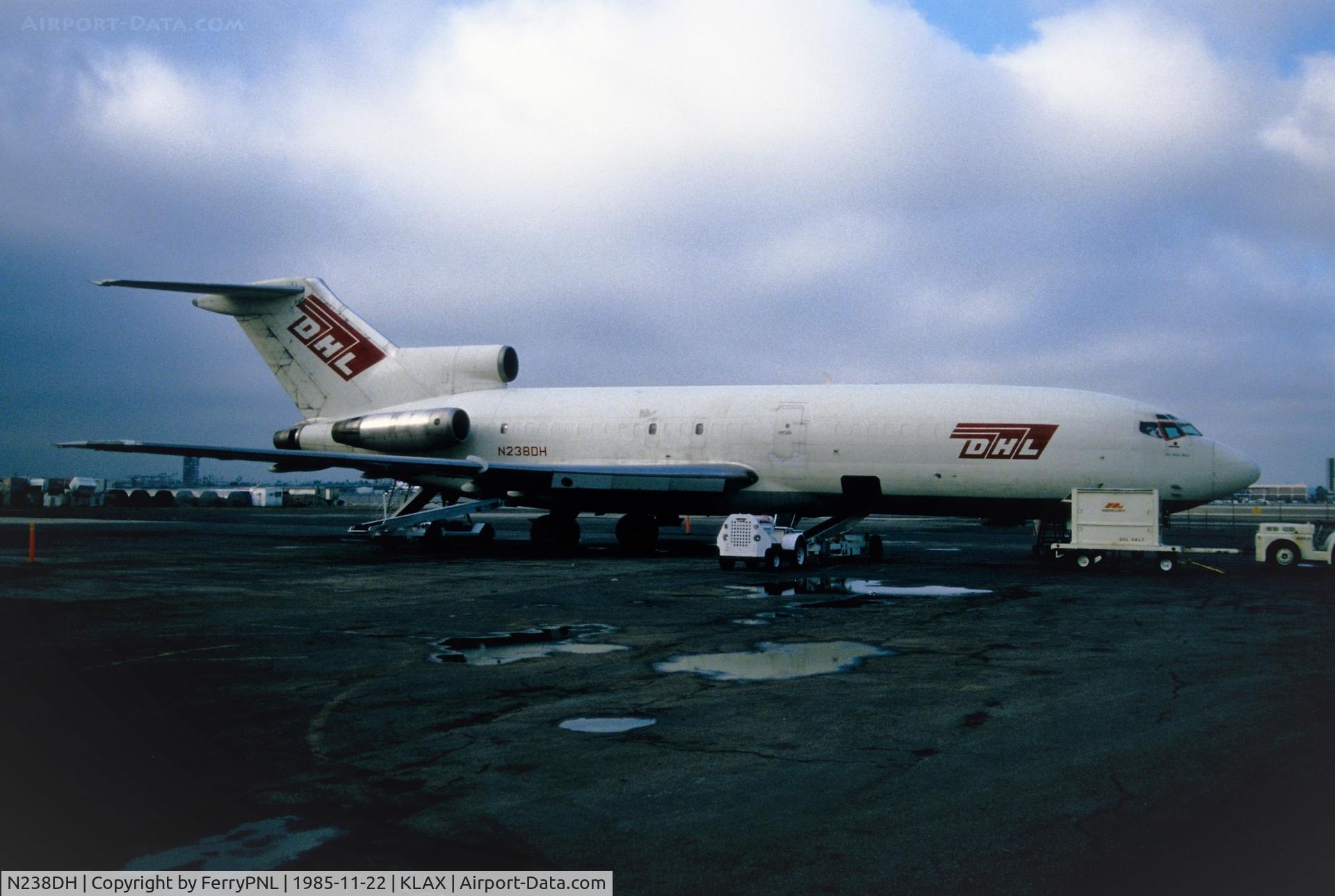 N238DH, 1964 Boeing 727-25 C/N 18275, DHL B727F