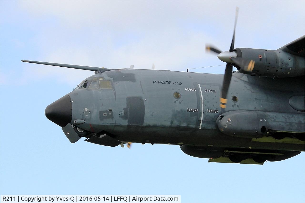 R211, Transall C-160R C/N 214, Transall C-160R, On display, La Ferté-Alais airfield (LFFQ) Air show 2016