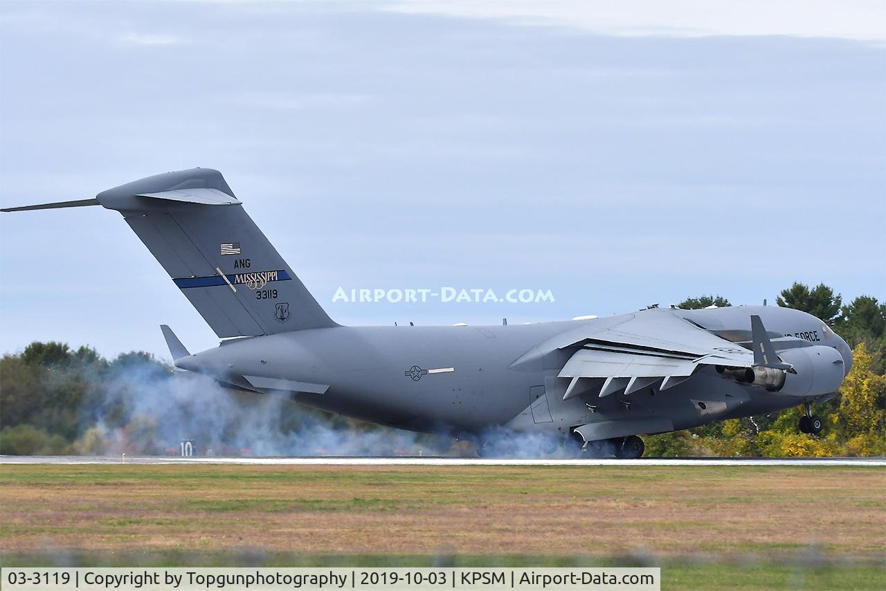03-3119, 2003 Boeing C-17A Globemaster III C/N 50127/F126/P119, REACH552 touches down