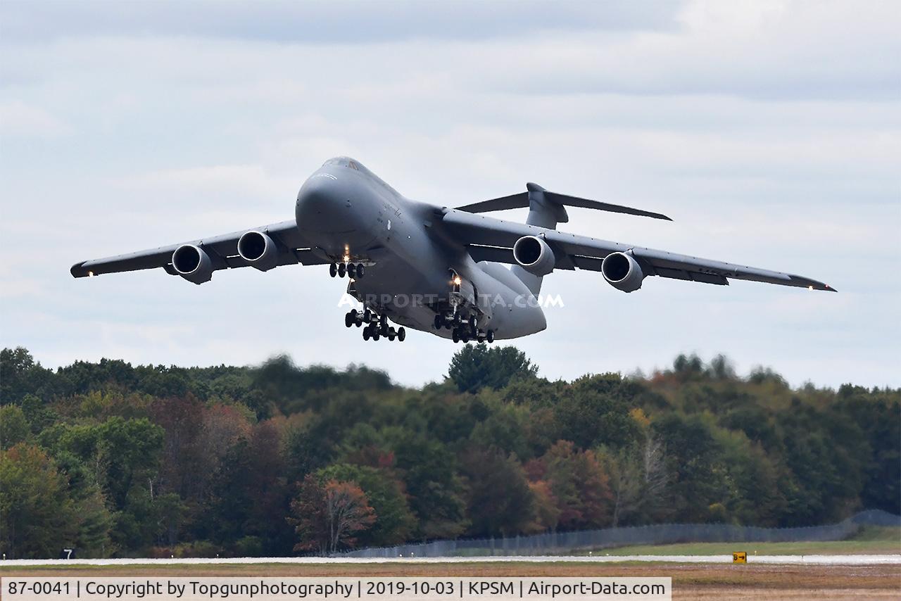87-0041, 2013 Lockheed C-5M Super Galaxy C/N 500-0127, RODD20 lifting off RW16