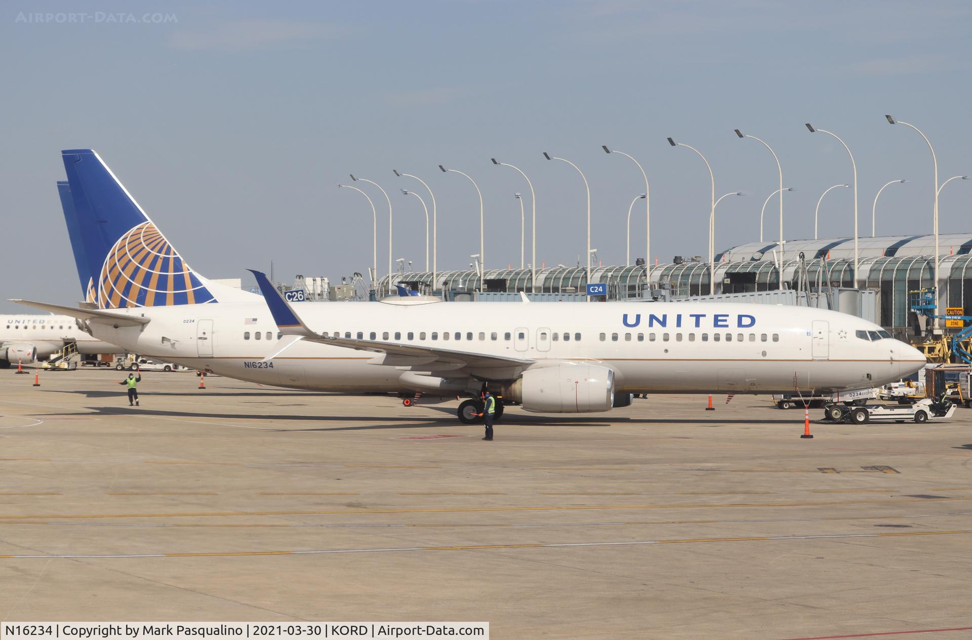 N16234, 1999 Boeing 737-824 C/N 28946, Boeing 737-824