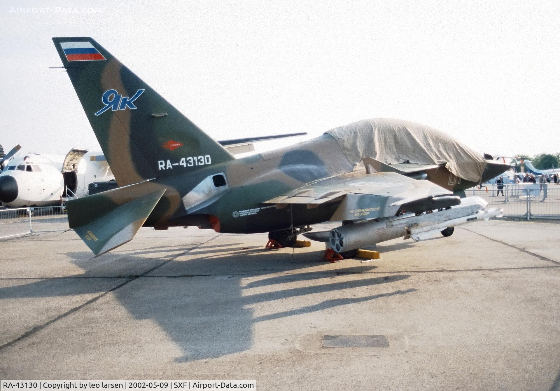 RA-43130, Yakovlev Yak-130 C/N 01, Berlin ILA 9.5.2002