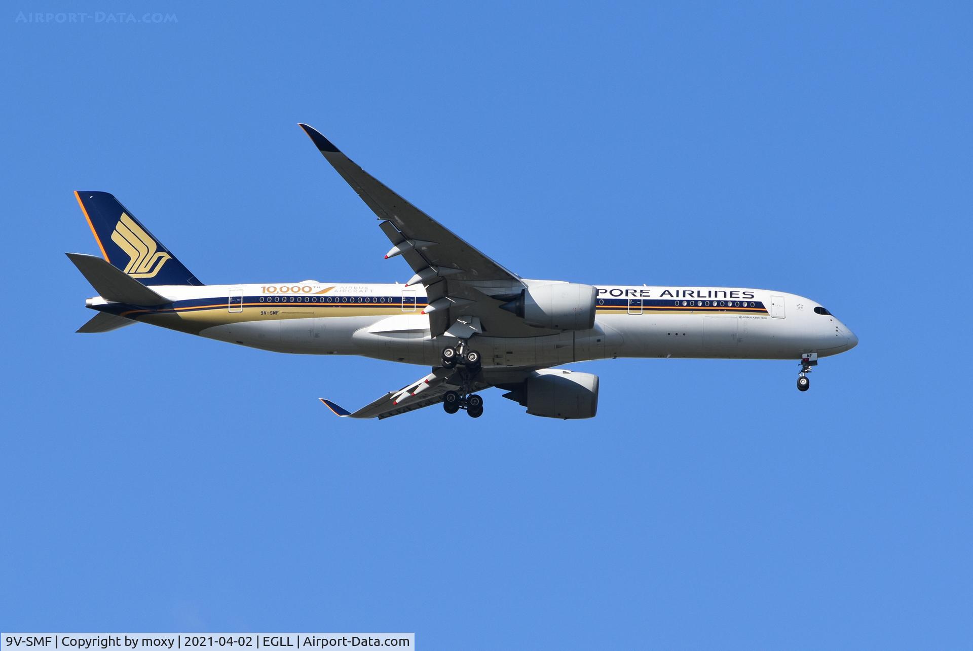 9V-SMF, 2016 Airbus A350-941 C/N 054, Airbus A350-941 on finals to 9R London Heathrow.