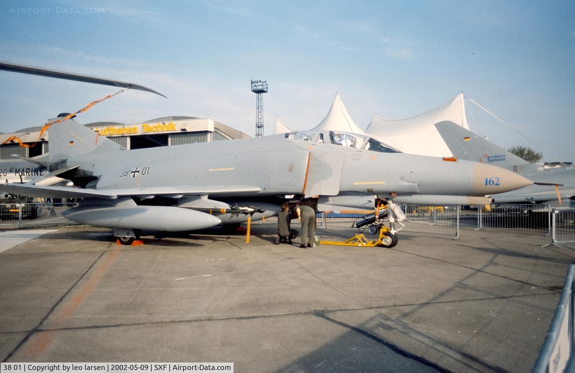38 01, 1972 McDonnell Douglas F-4F Phantom II C/N 4607, Berlin ILA 9.5.2002
