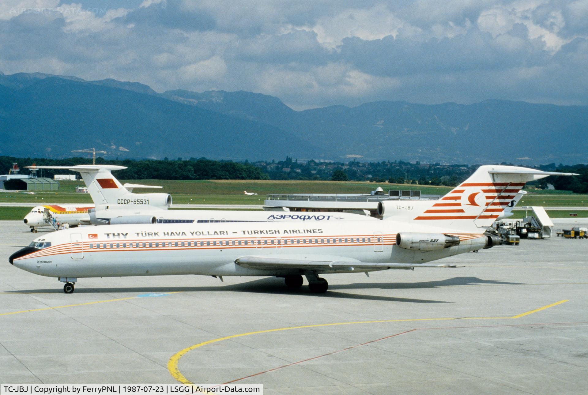 TC-JBJ, 1974 Boeing 727-2F2 C/N 20983, Turkish B727