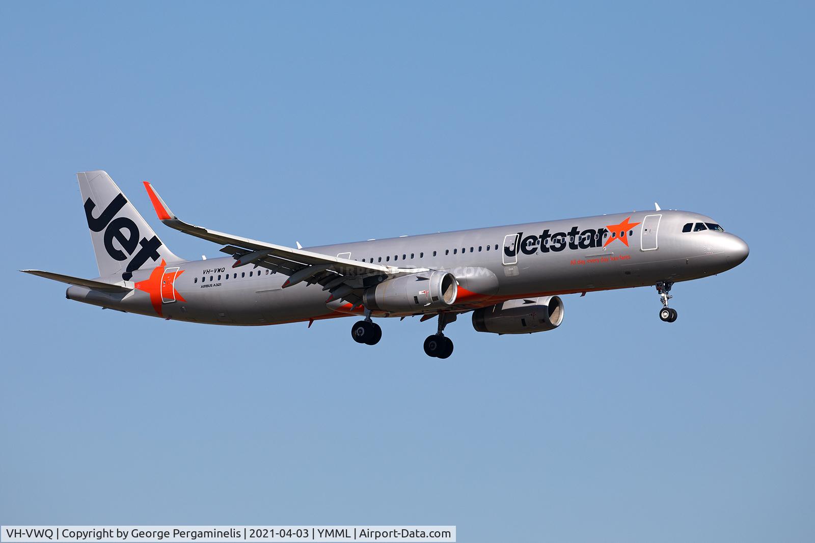 VH-VWQ, 2016 Airbus A321-231 C/N 7384, Short final for runway 34.