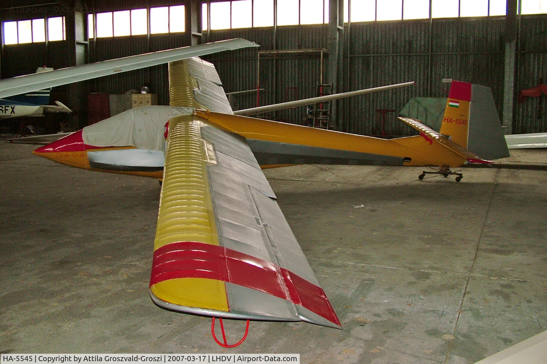 HA-5545, 1988 Rubik R-26SU Góbé 82 C/N AA800061, LHDV - Dunaújváros-Kisapostag Airport, Hungary