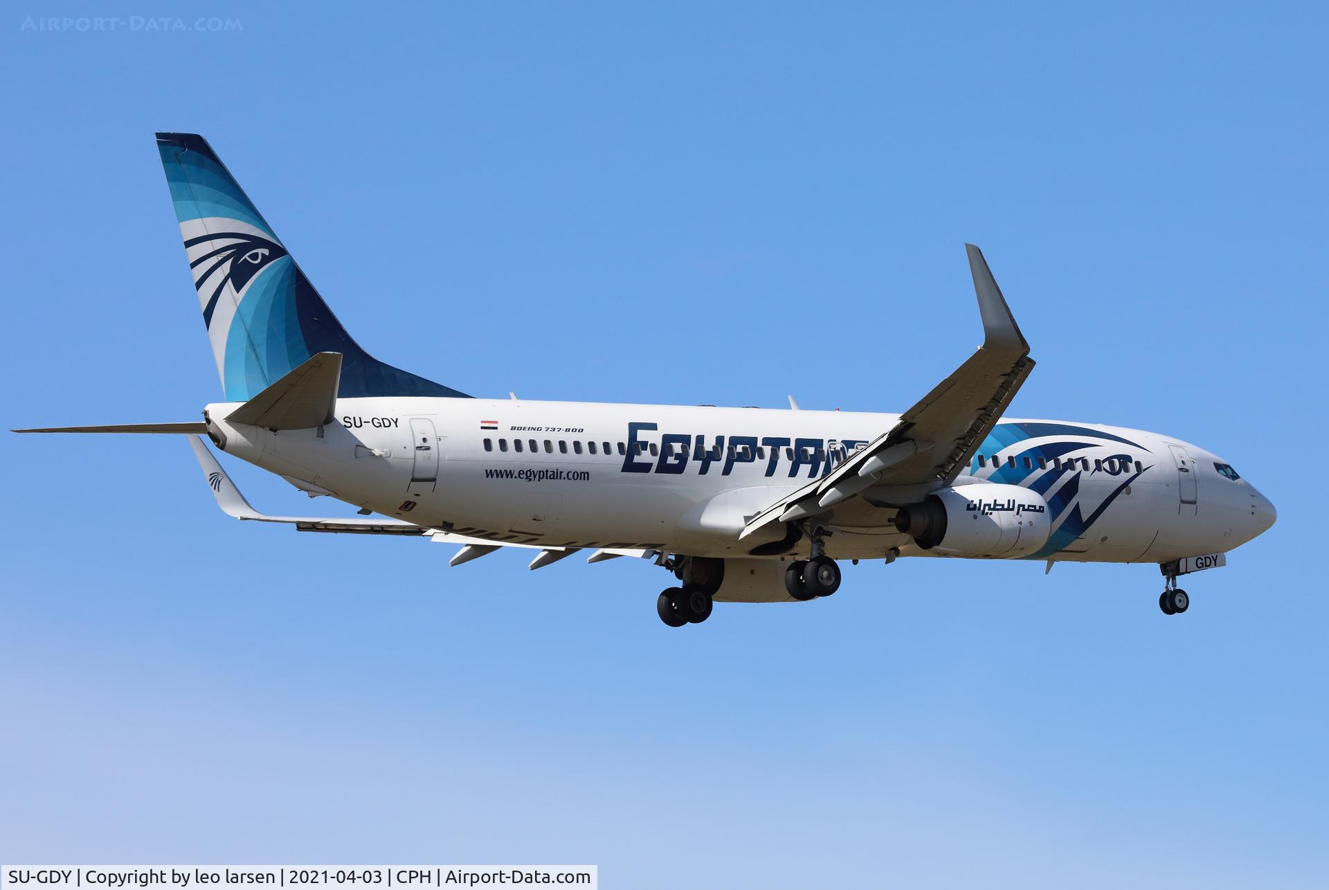 SU-GDY, 2010 Boeing 737-866 C/N 40758, Copenhagen 3.4.2021 on app to R-04L