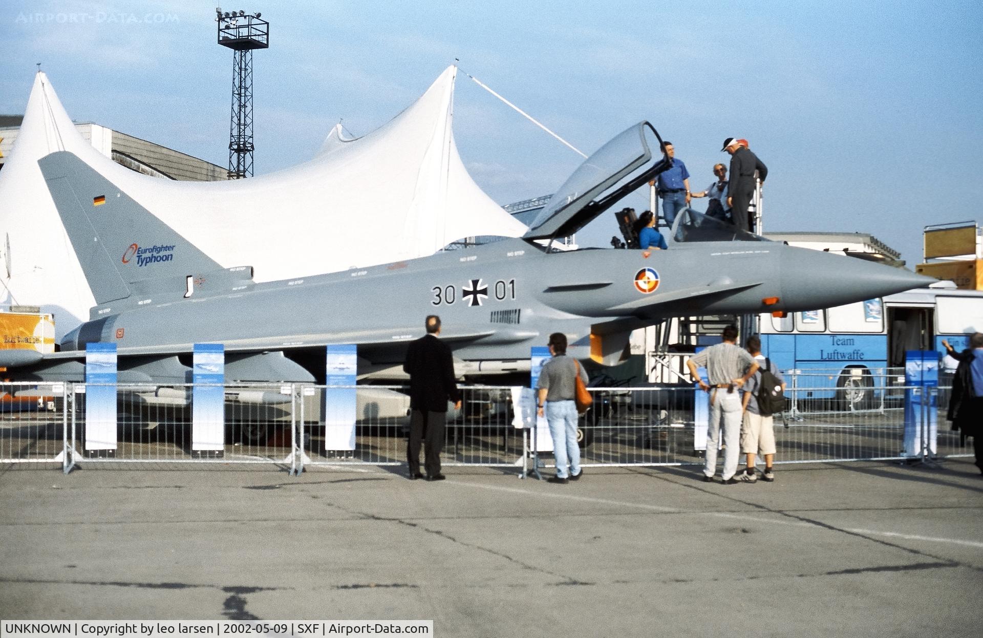 UNKNOWN, Eurofighter EF-2000 Typhoon Mock-up C/N unknown, Berlin ILA 9.5.2002