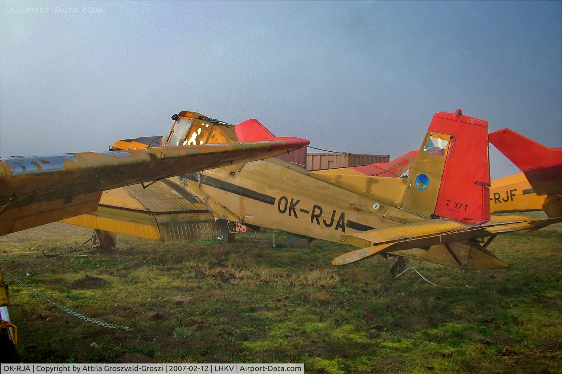 OK-RJA, 1985 Zlin Z-37T Agro Turbo C/N 007, LHKV - Kaposújlak Airport, Hungary