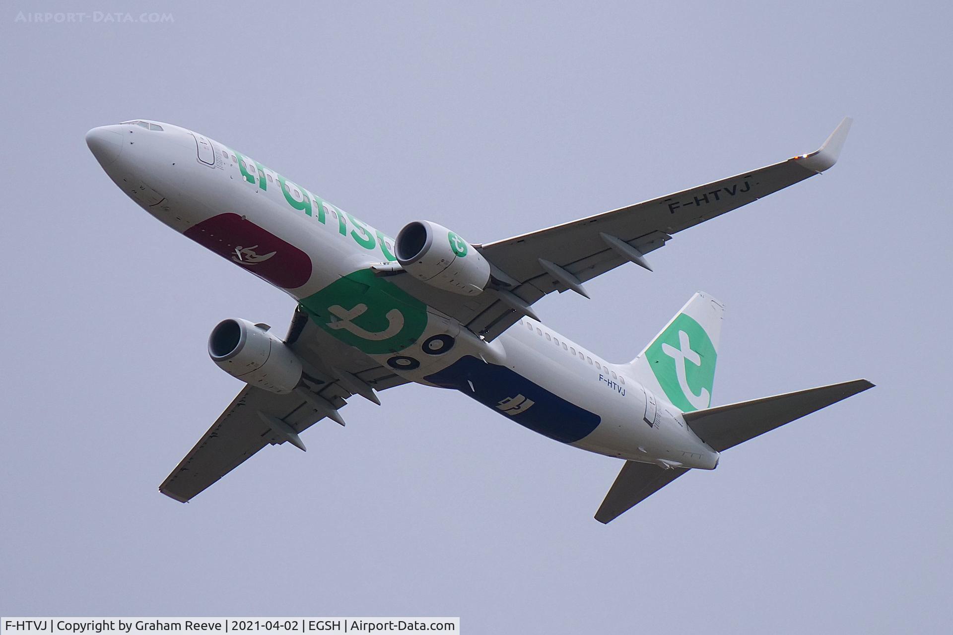 F-HTVJ, 2018 Boeing 737-8K2 C/N 62152, Departing from Norwich.